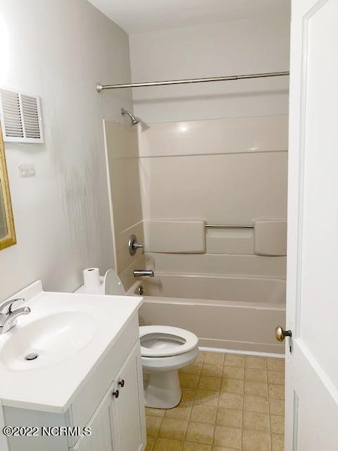 2301 E 4th Street Property Photo 13