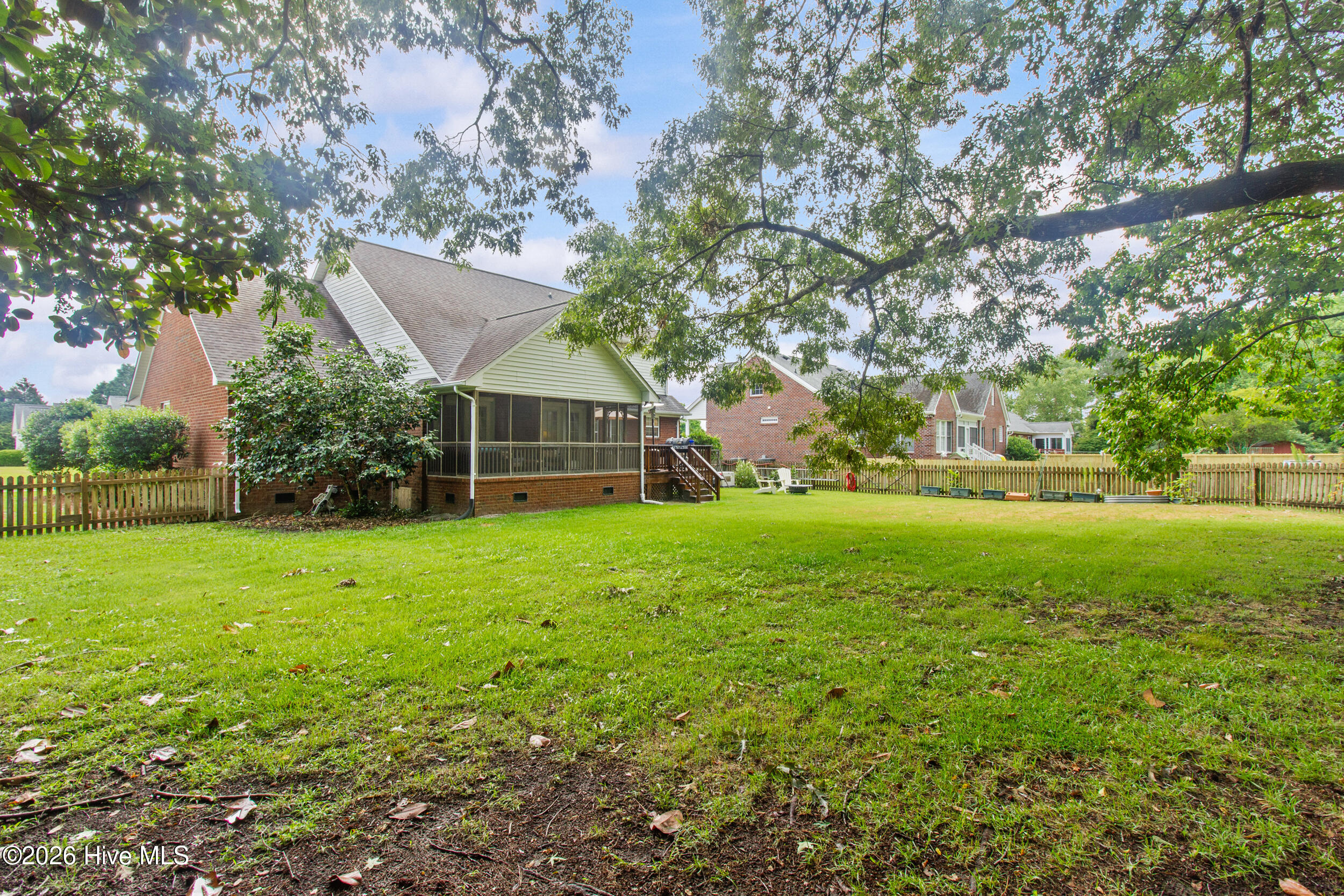112 Barkside Lane Property Photo 32