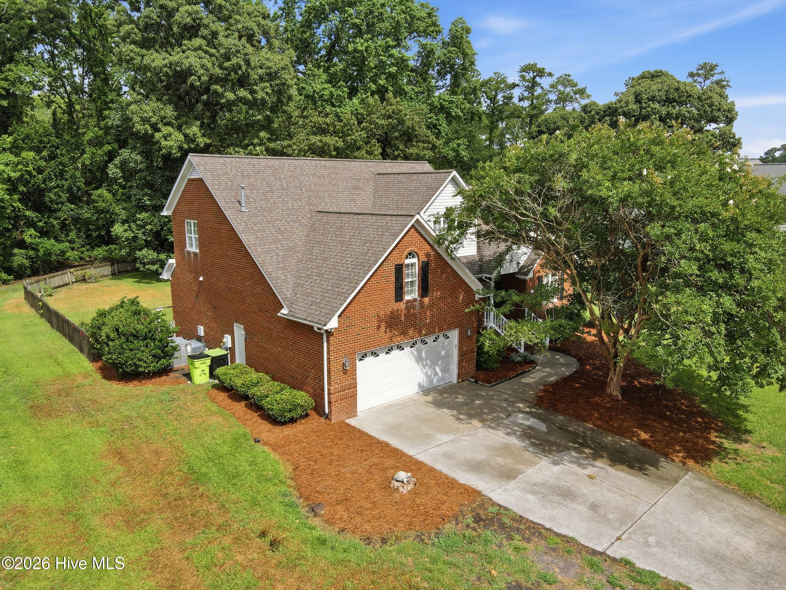 112 Barkside Lane Property Photo 35