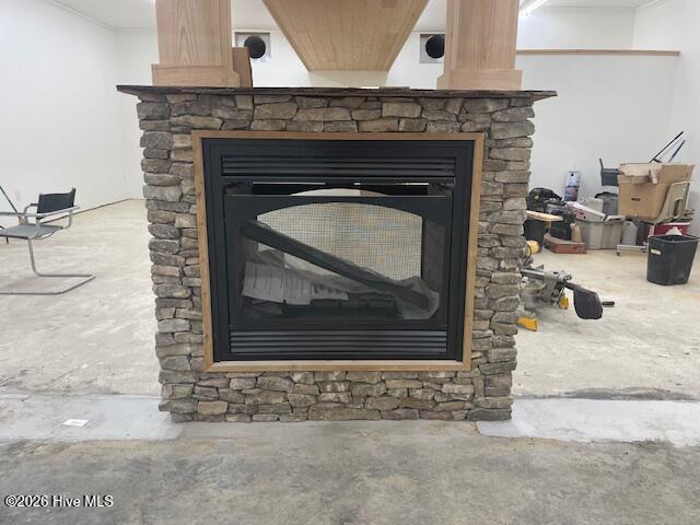 907 E Broad Street Property Photo 7