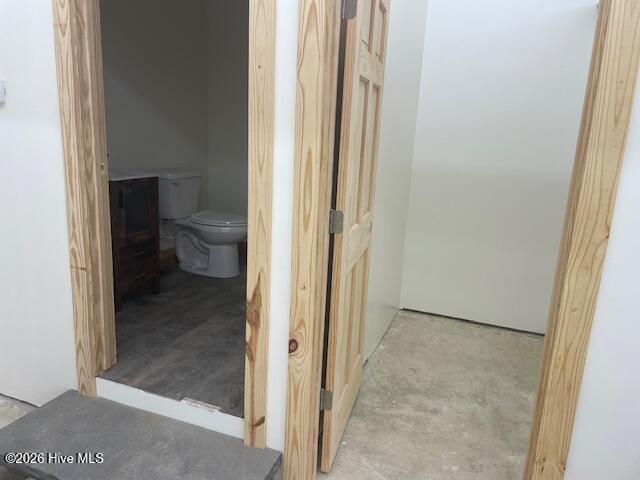 907 E Broad Street Property Photo 9