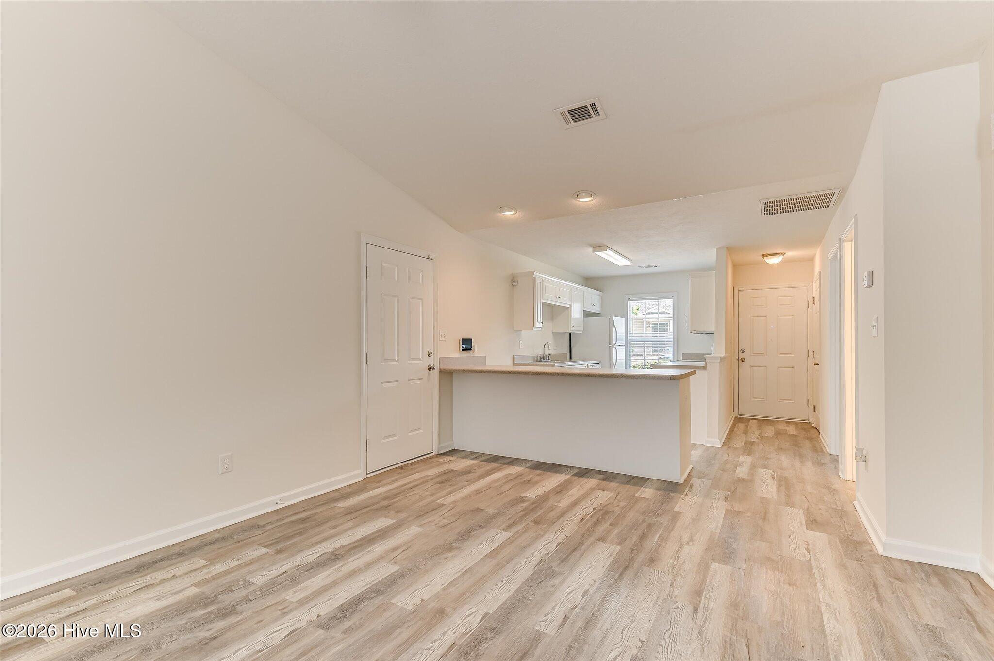 6009 Sanibel Drive Property Photo 13