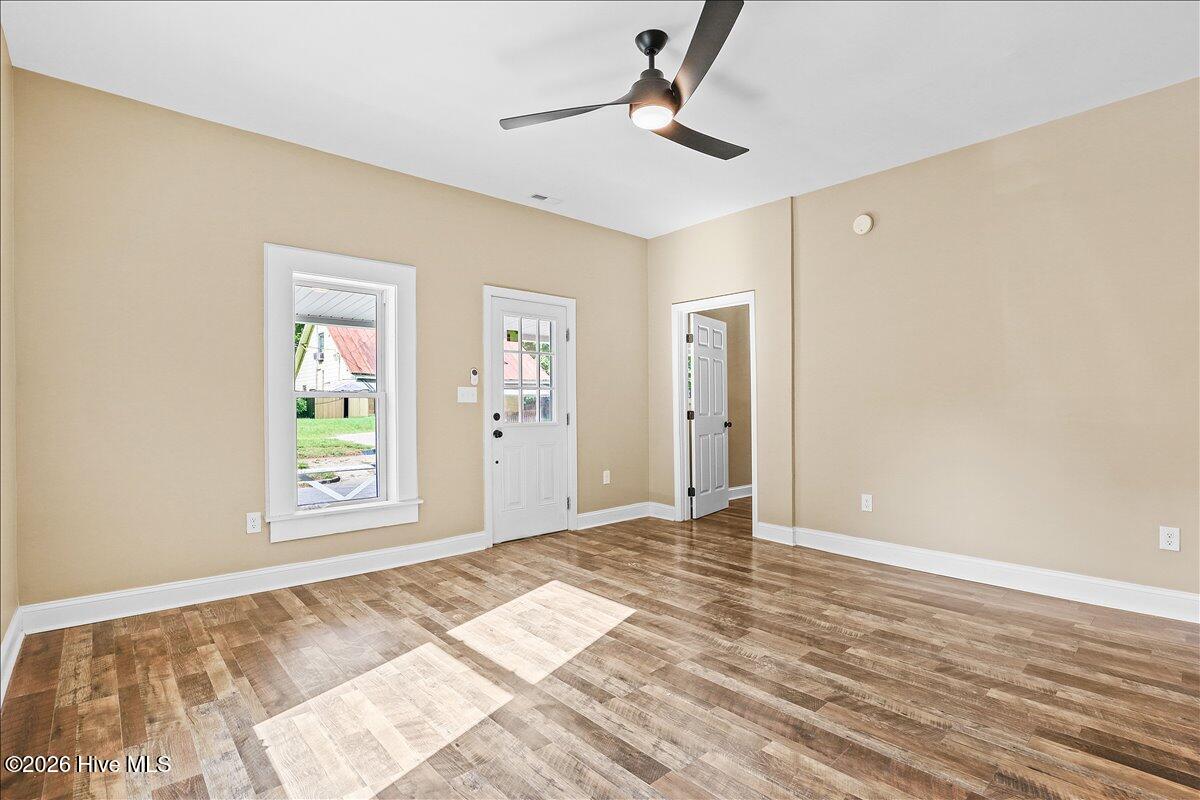 1120 Beal Street Property Photo 8