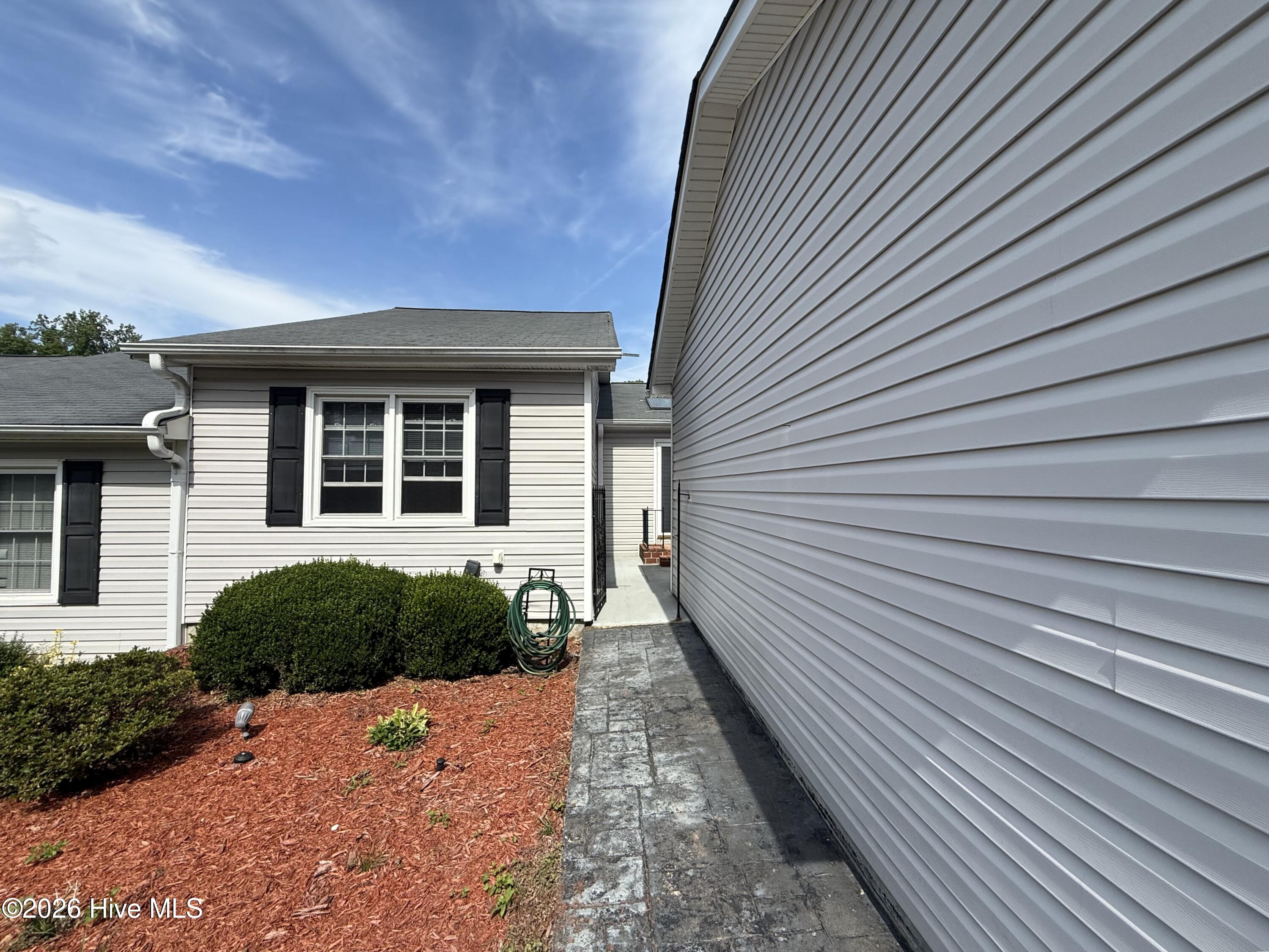 511 Westpark Circle Property Photo 13