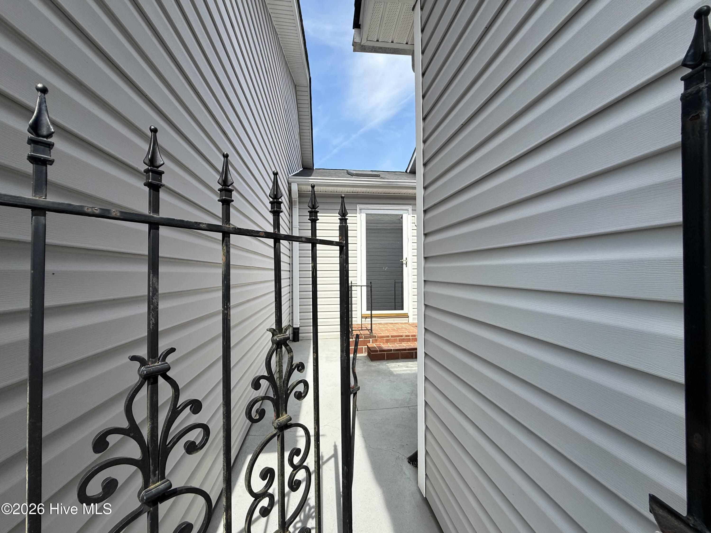 511 Westpark Circle Property Photo 14