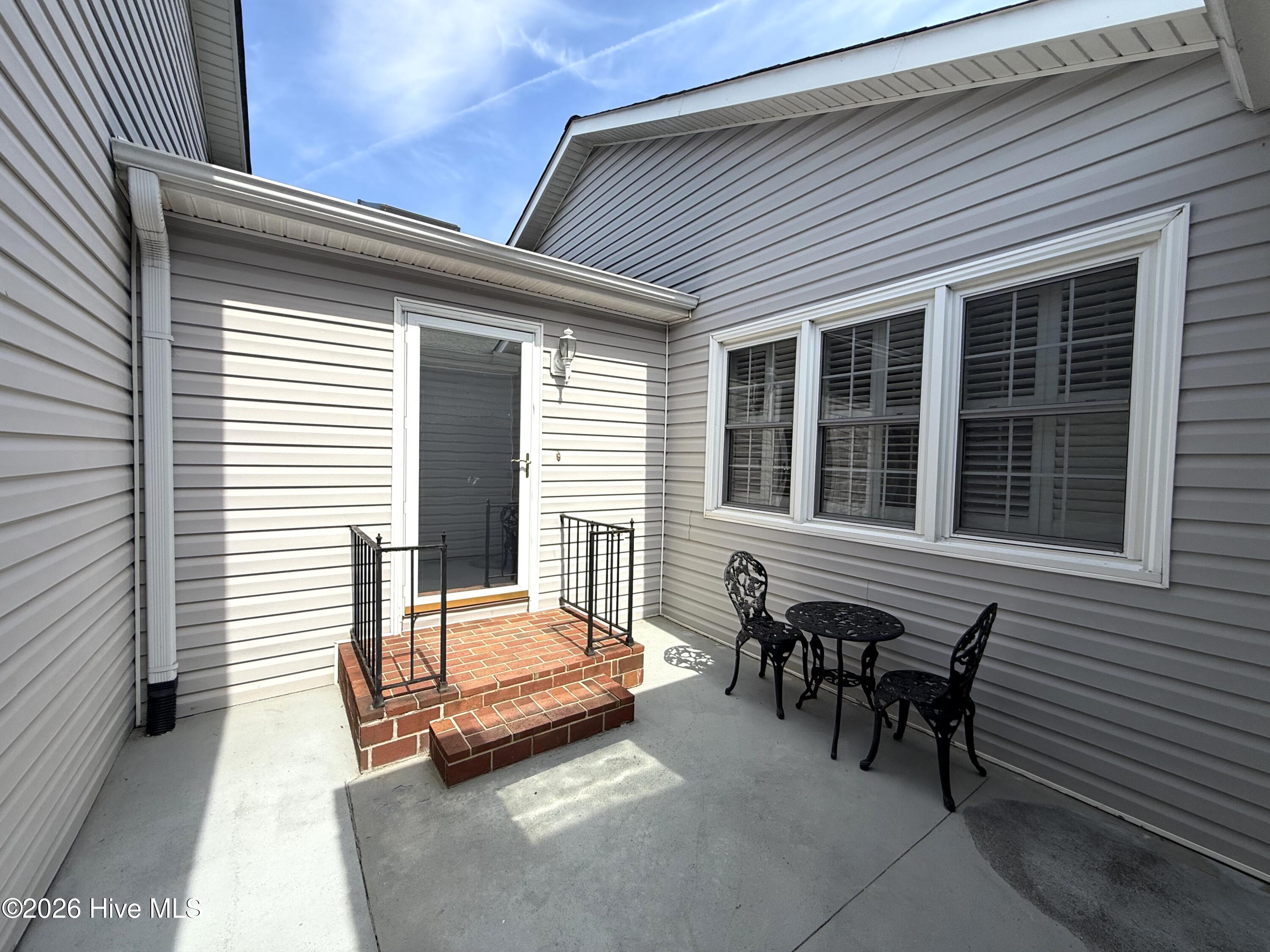511 Westpark Circle Property Photo 17