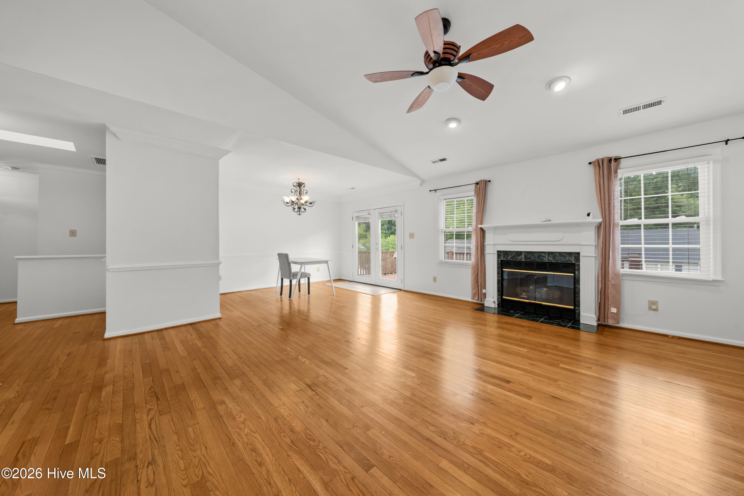 511 Westpark Circle Property Photo 24