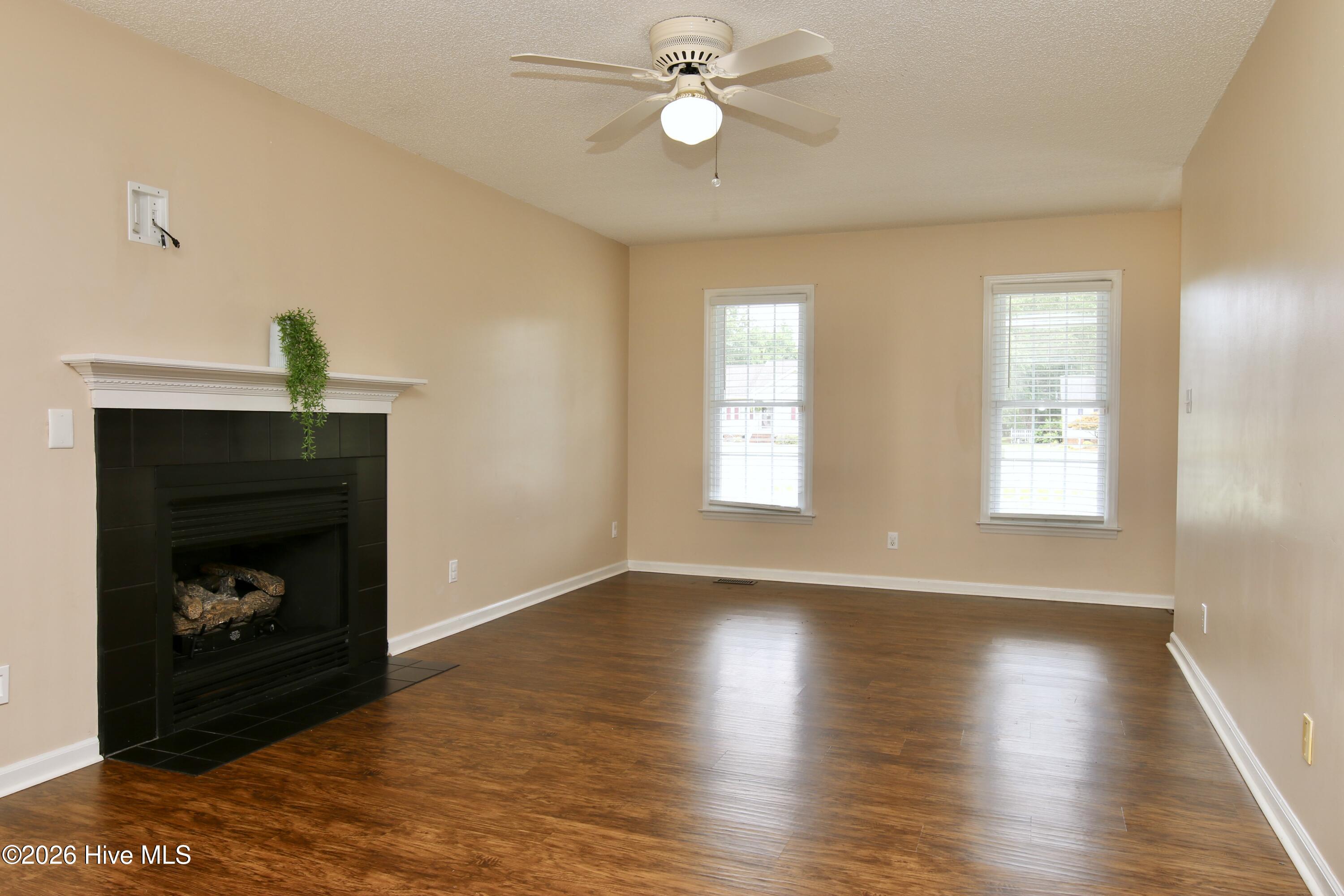 126 Edgewater Road Property Photo 5