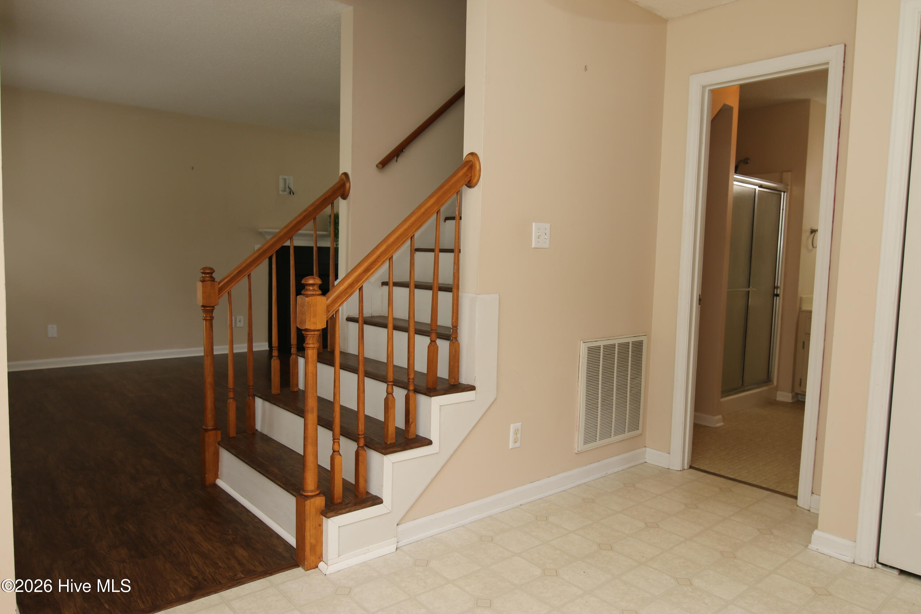126 Edgewater Road Property Photo 8