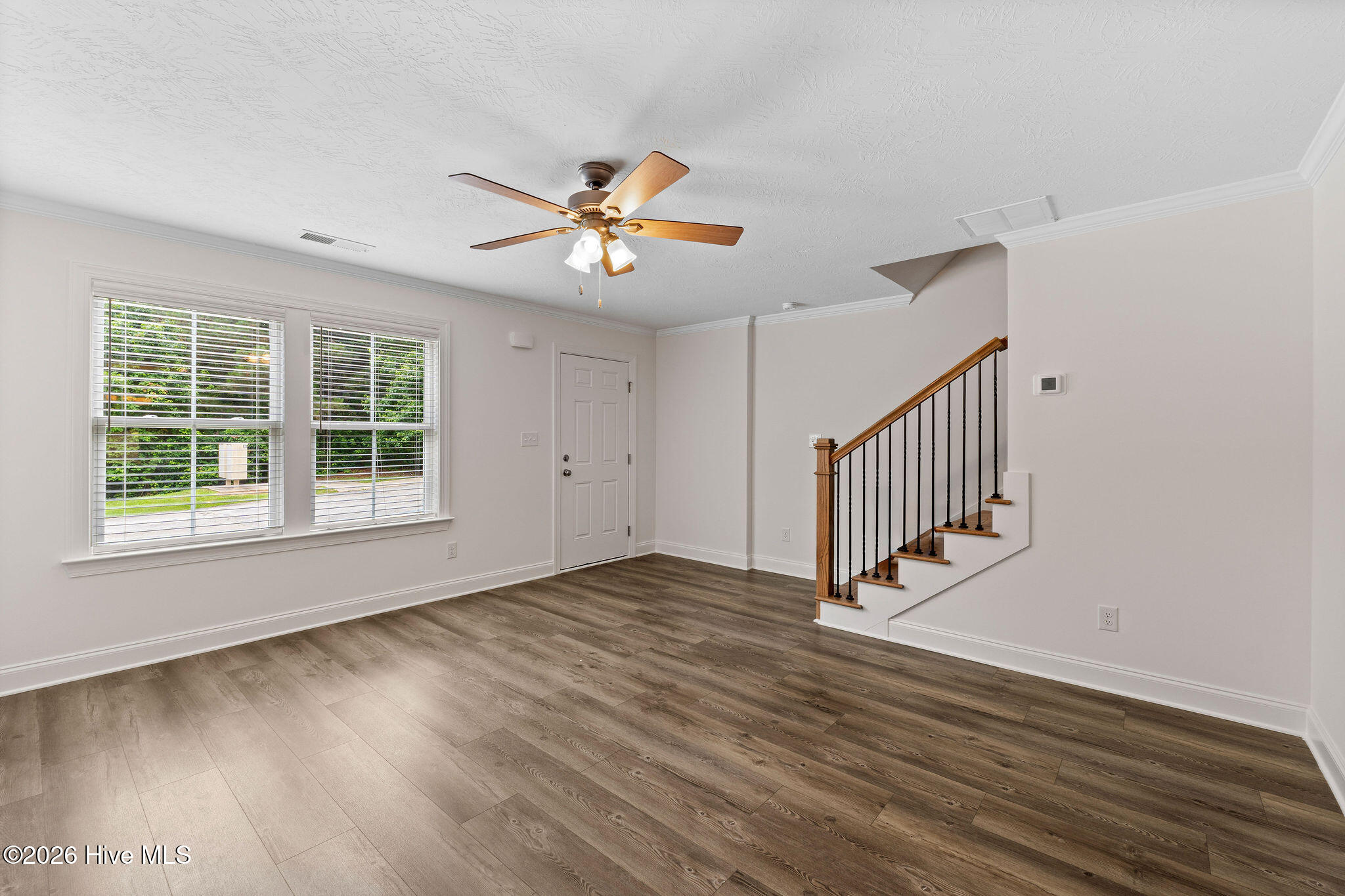 183 Village Run Property Photo 5