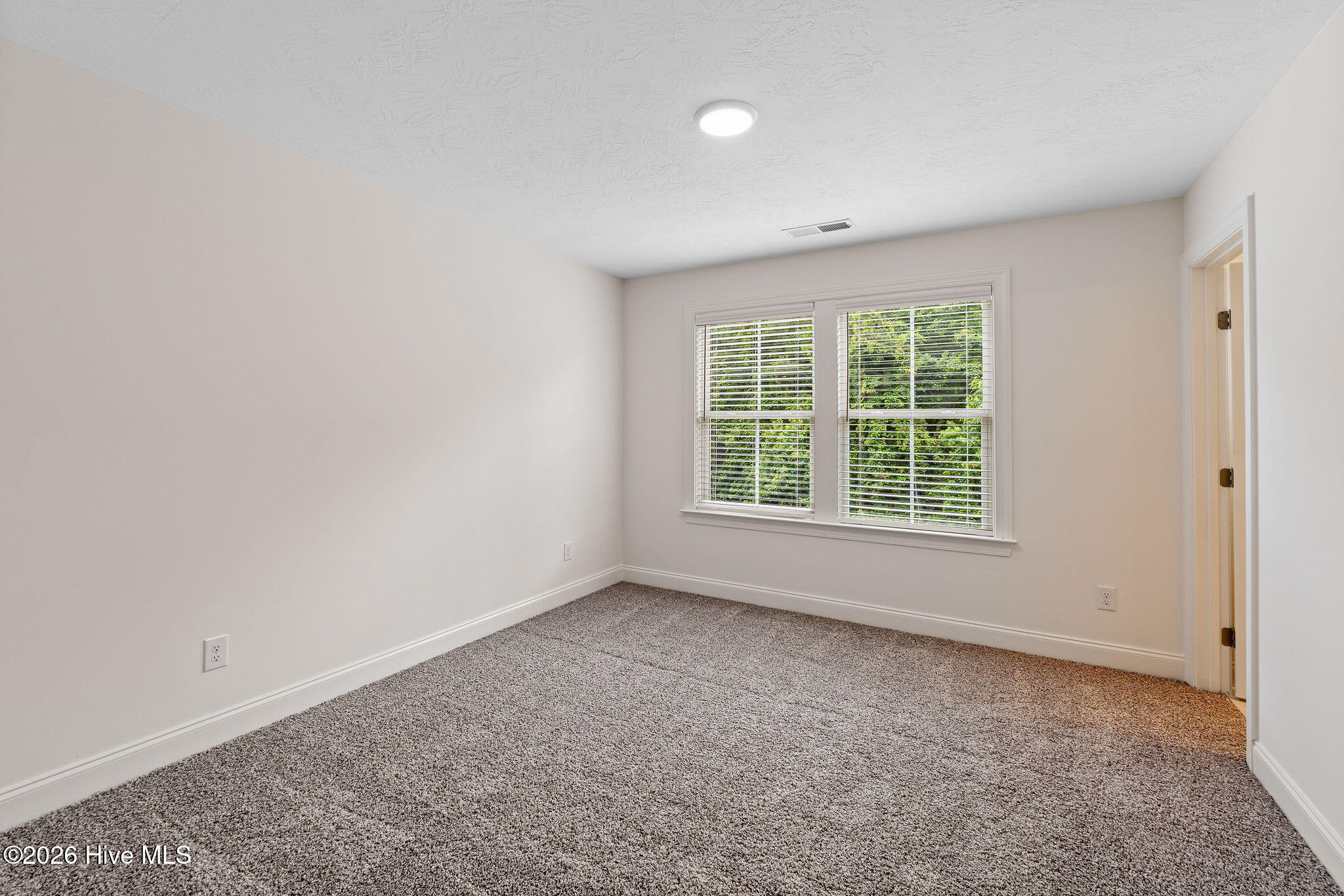 183 Village Run Property Photo 13