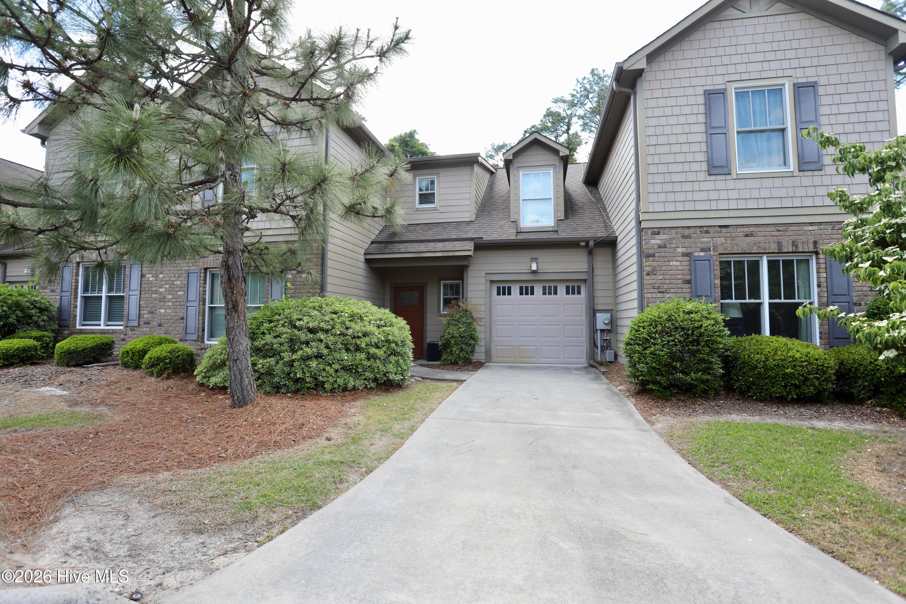 195 Pinebranch Court Property Photo 1