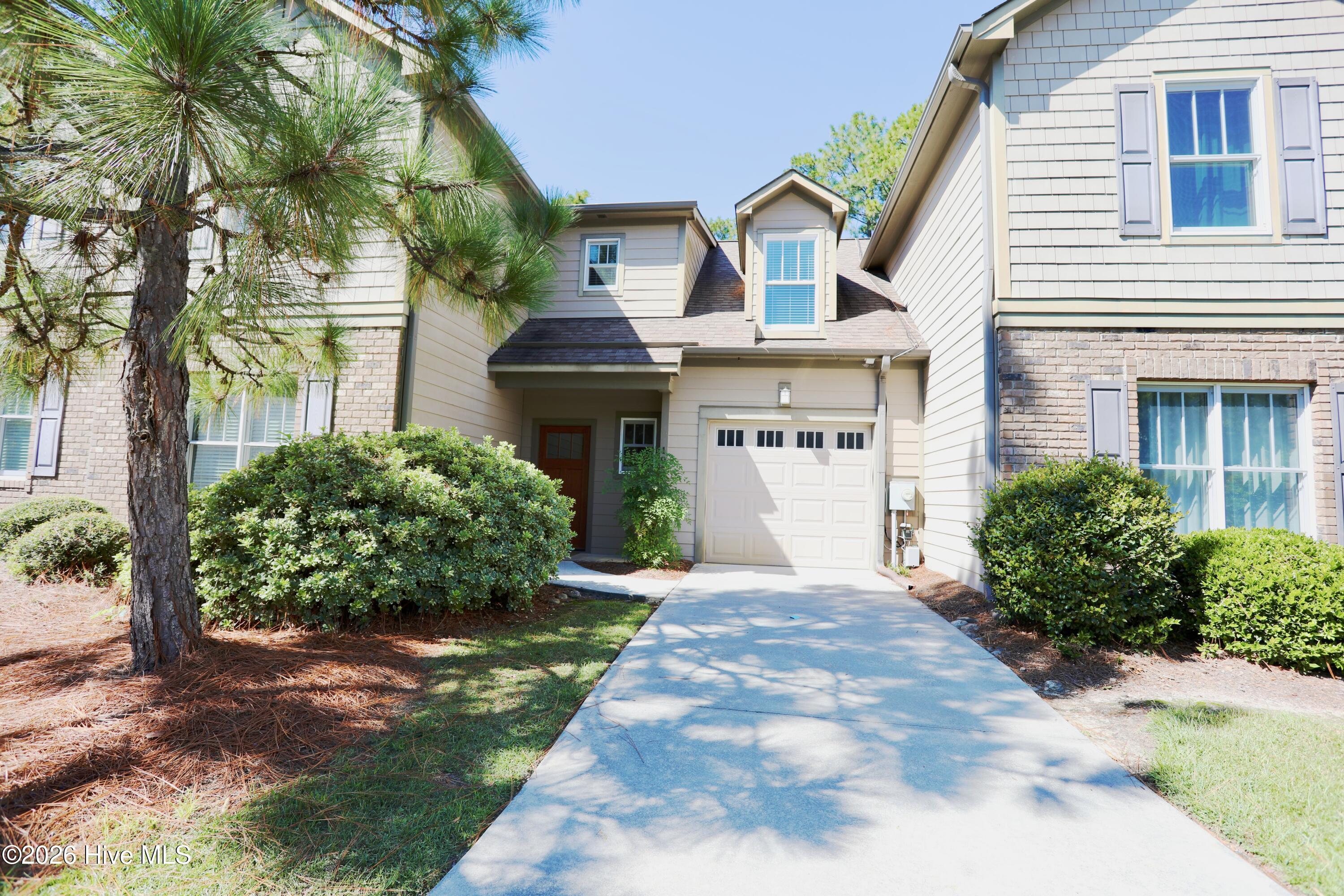 195 Pinebranch Court Property Photo 1