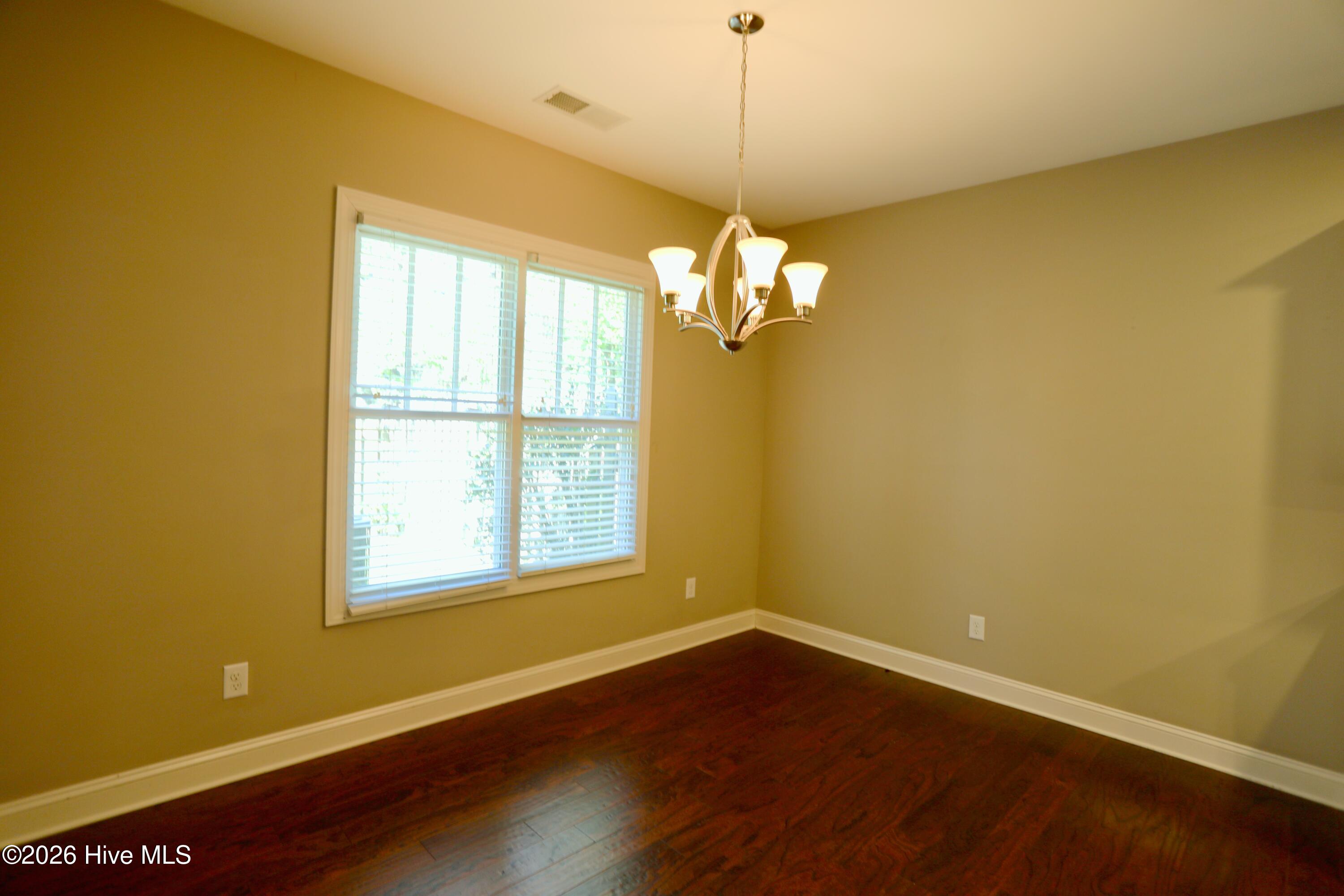 195 Pinebranch Court Property Photo 10