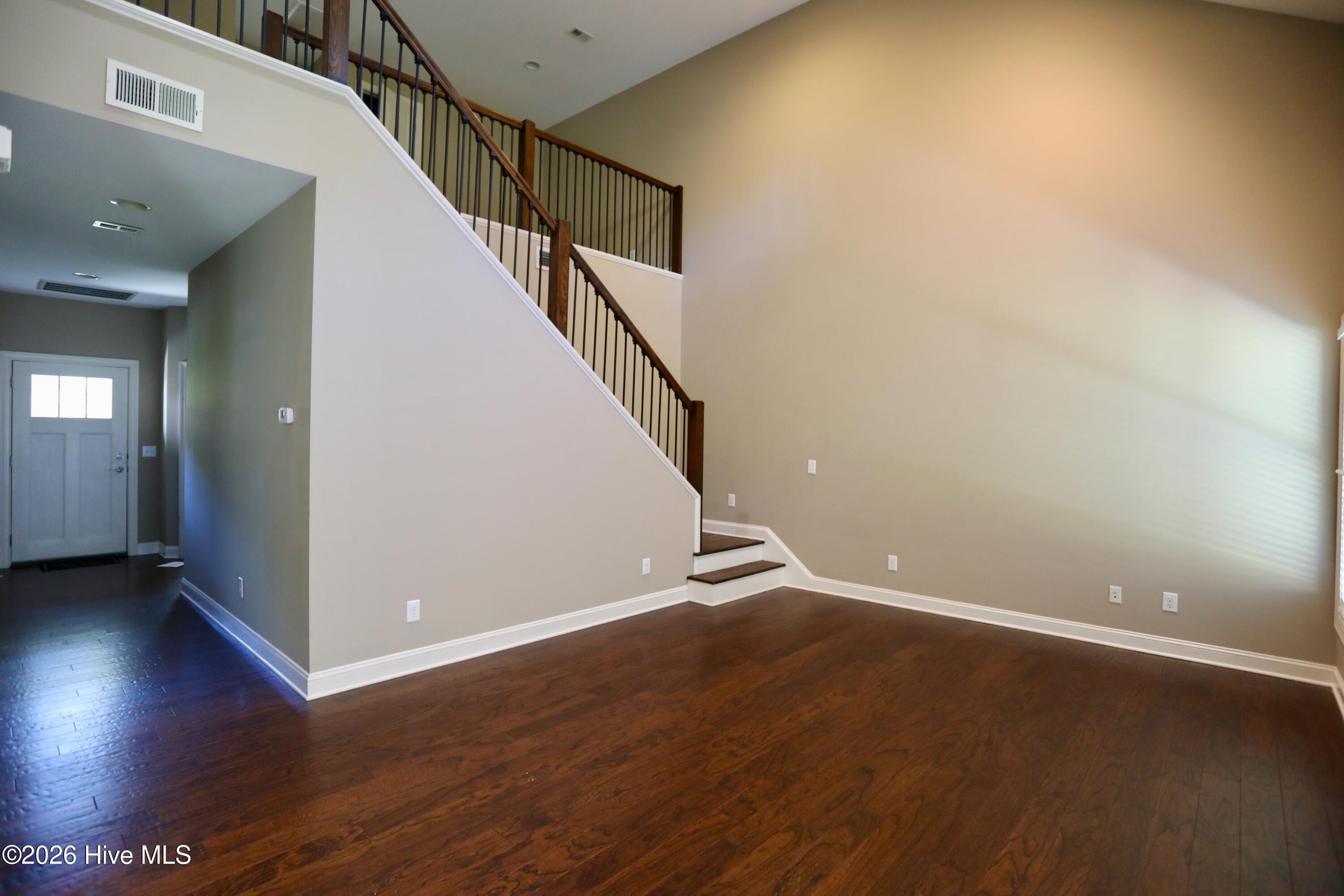 195 Pinebranch Court Property Photo 11