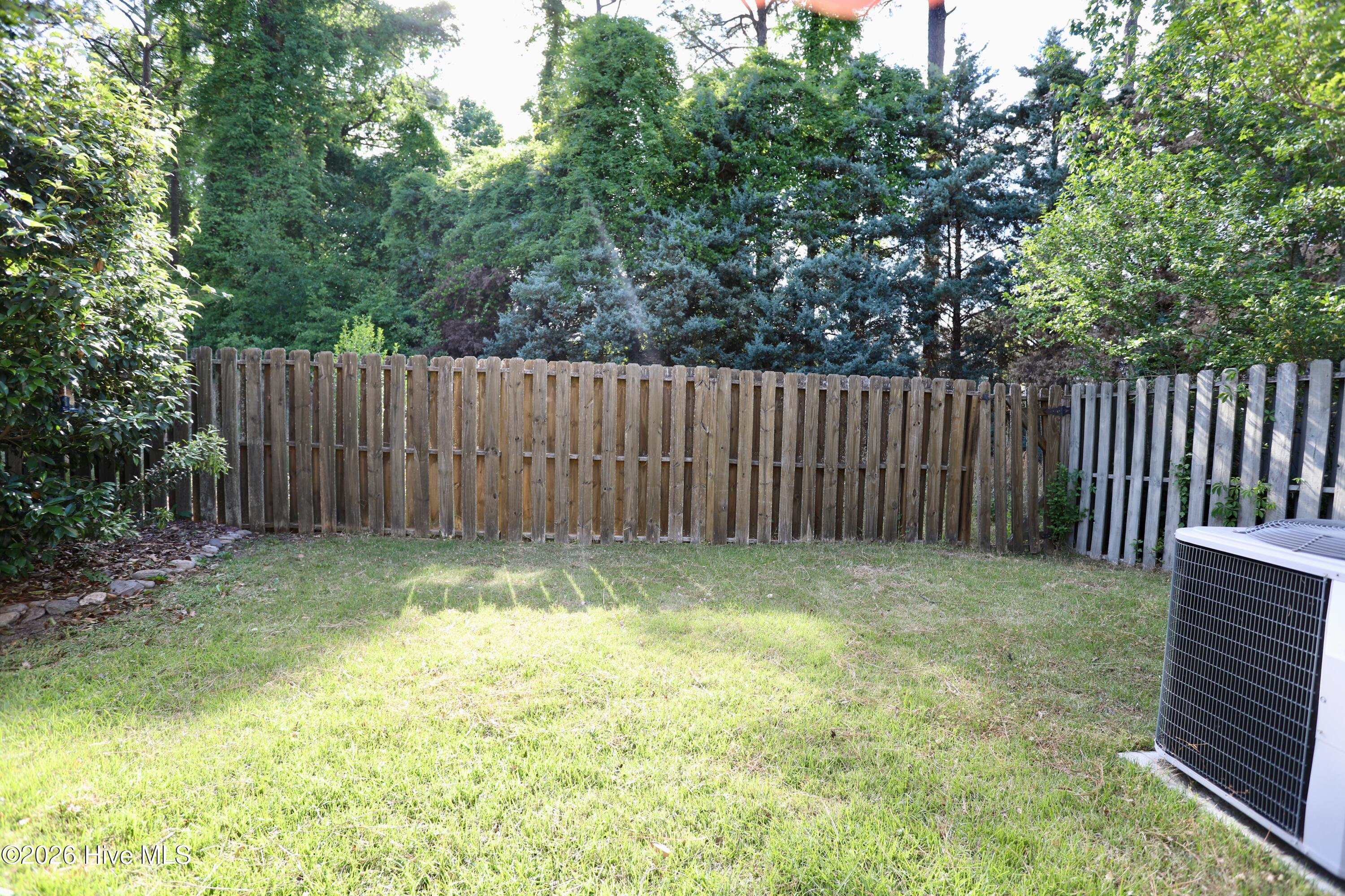 195 Pinebranch Court Property Photo 24