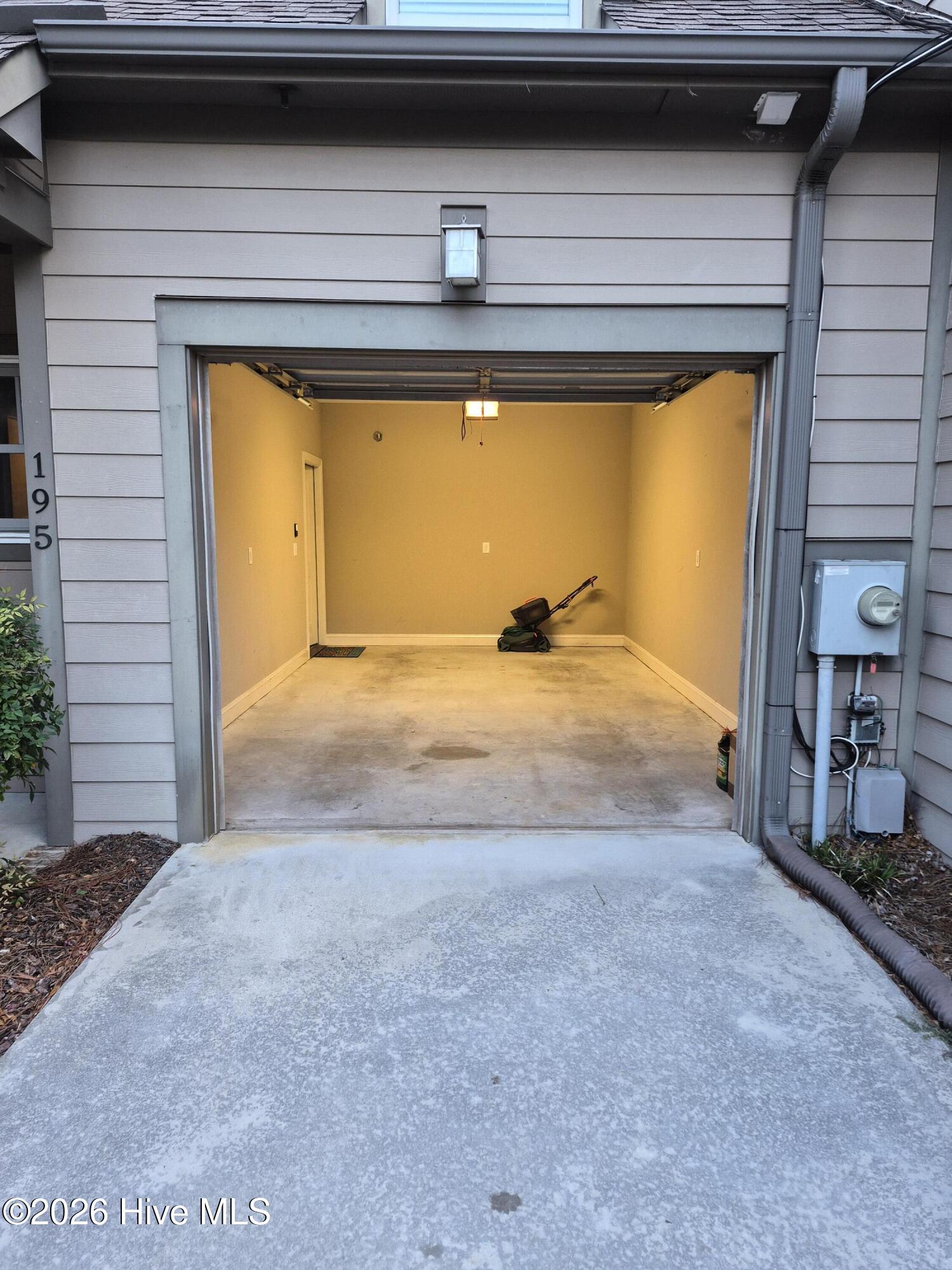 195 Pinebranch Court Property Photo 30