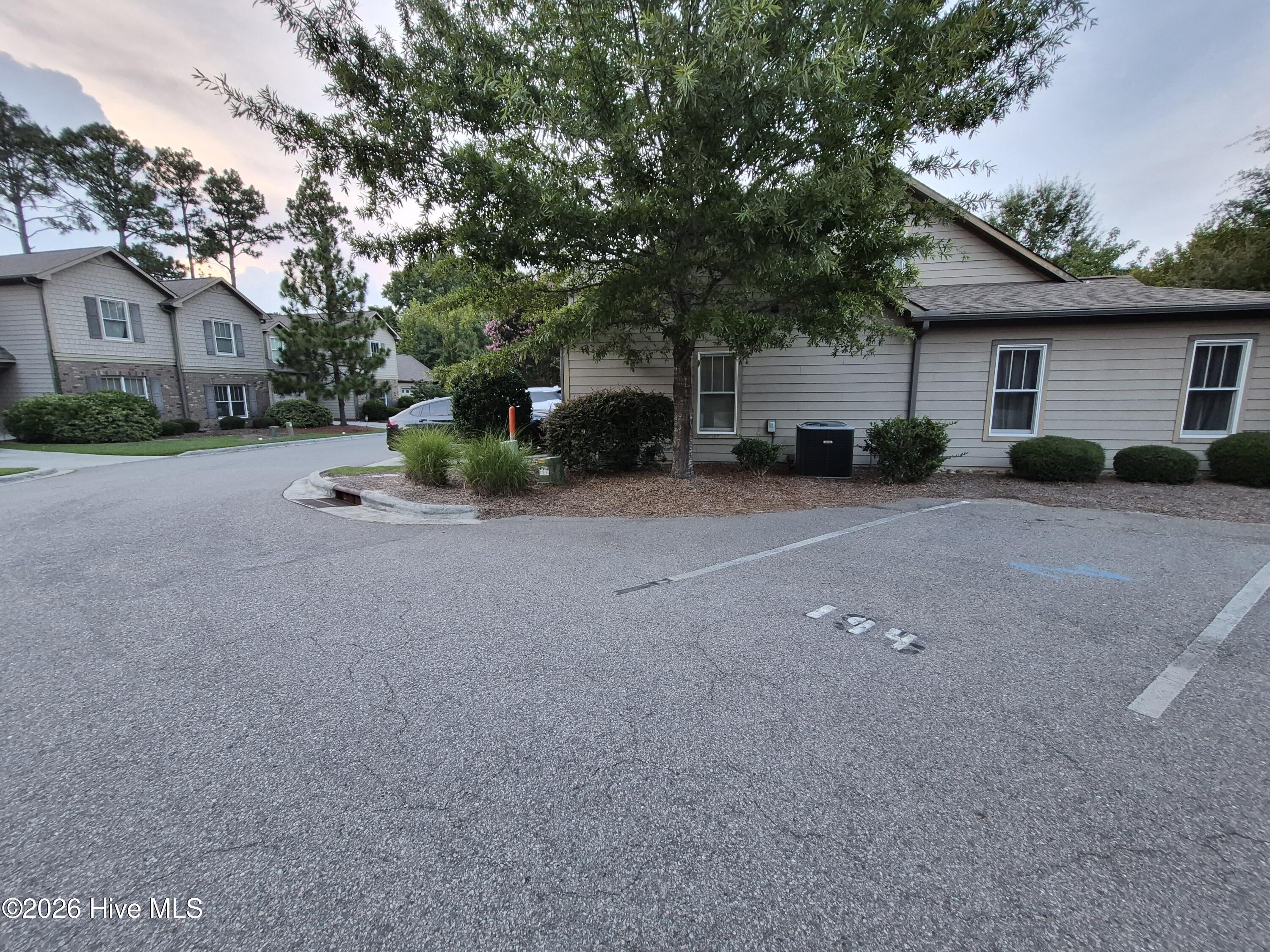 195 Pinebranch Court Property Photo 31