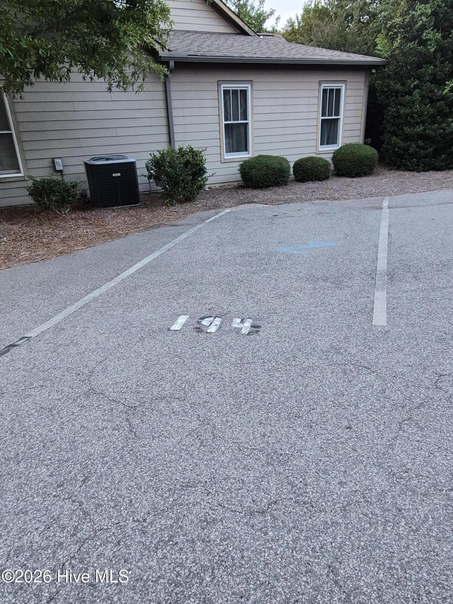 195 Pinebranch Court Property Photo 32