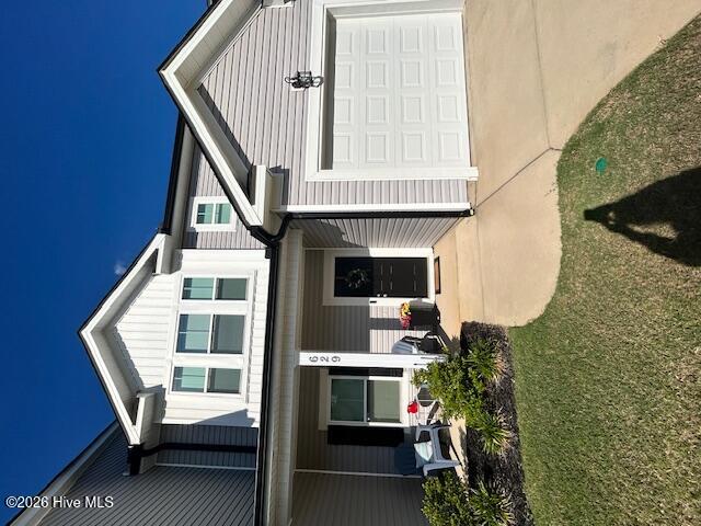 629 Hampton Drive 3c Property Photo 1