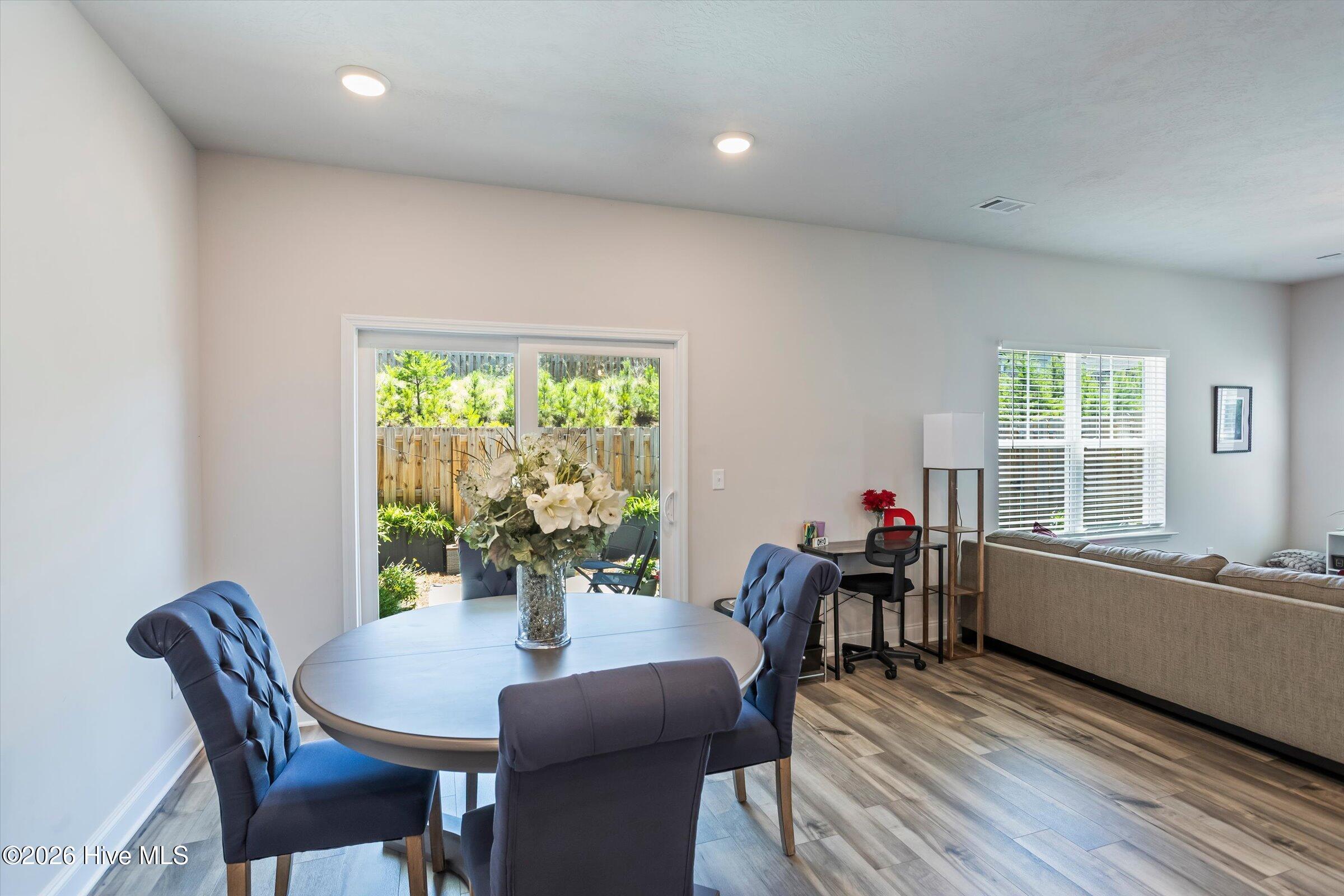 629 Hampton Drive 3c Property Photo 19