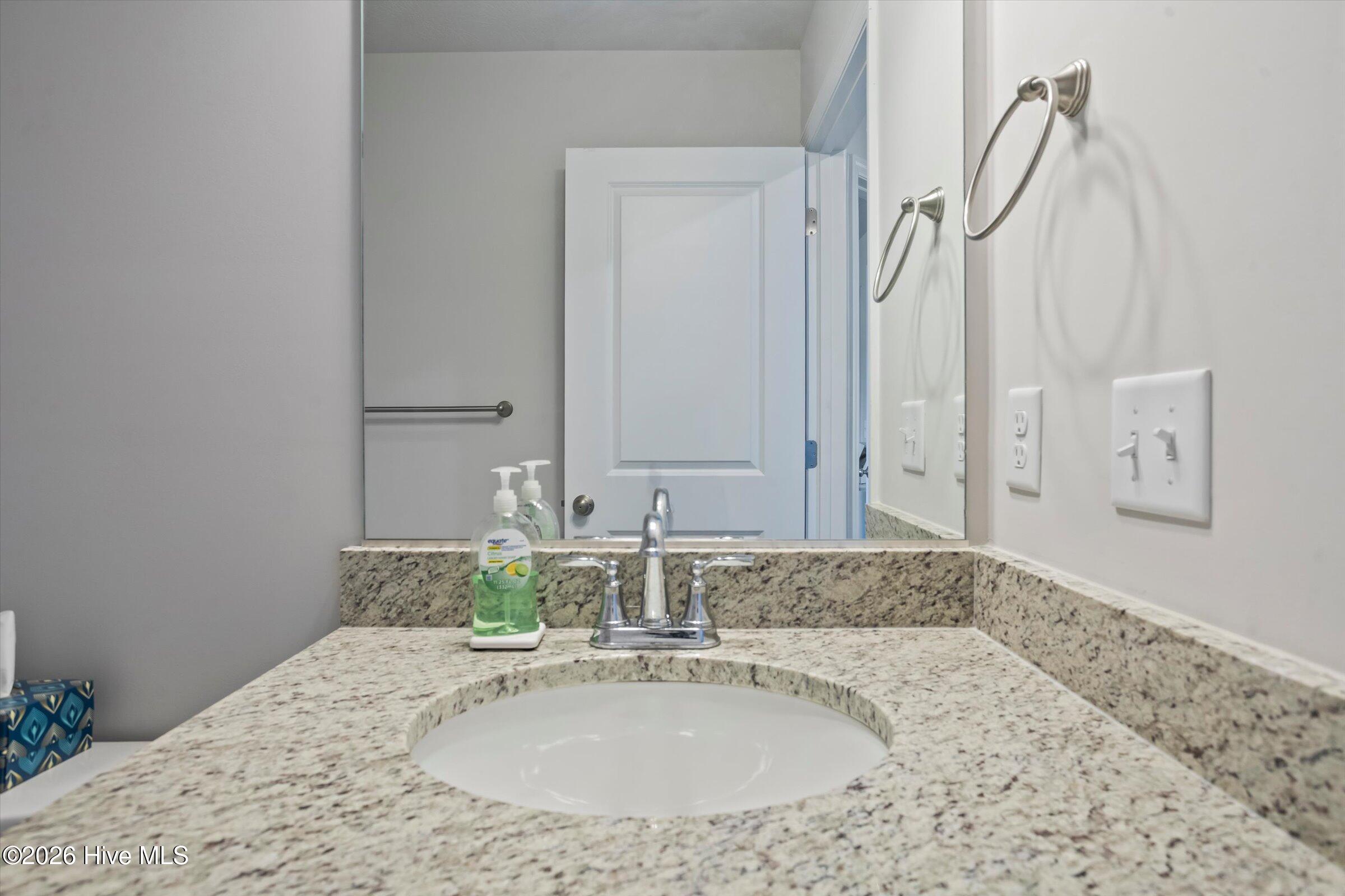 629 Hampton Drive 3c Property Photo 36