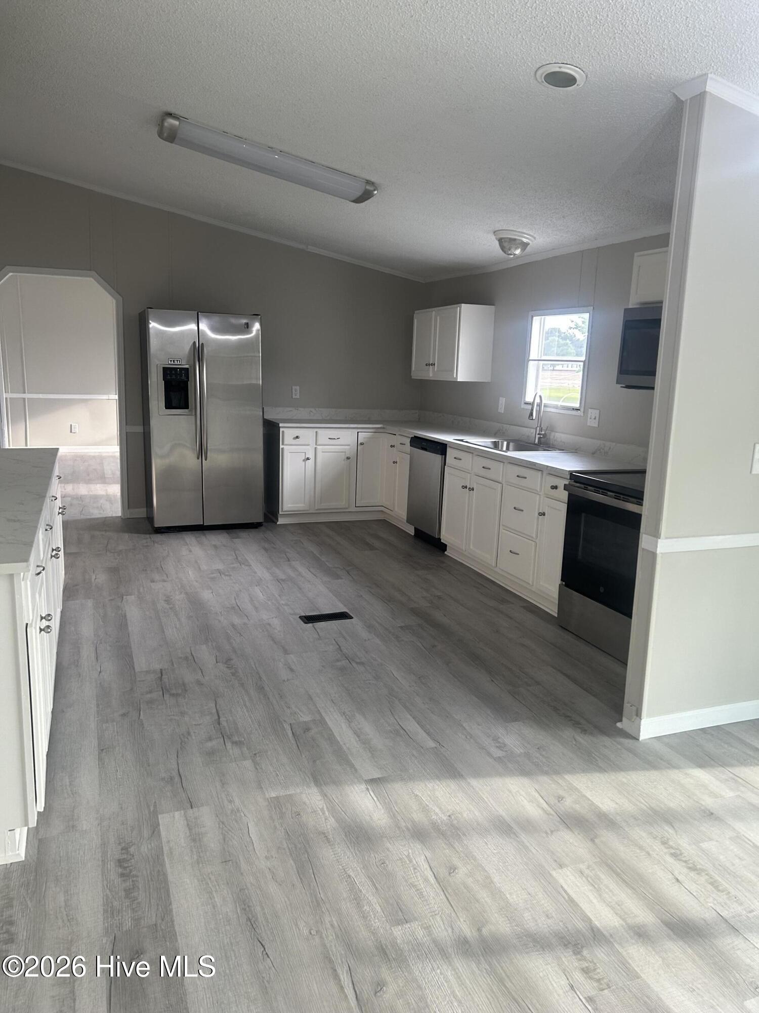 1490 Cobblestone Drive Property Photo 4