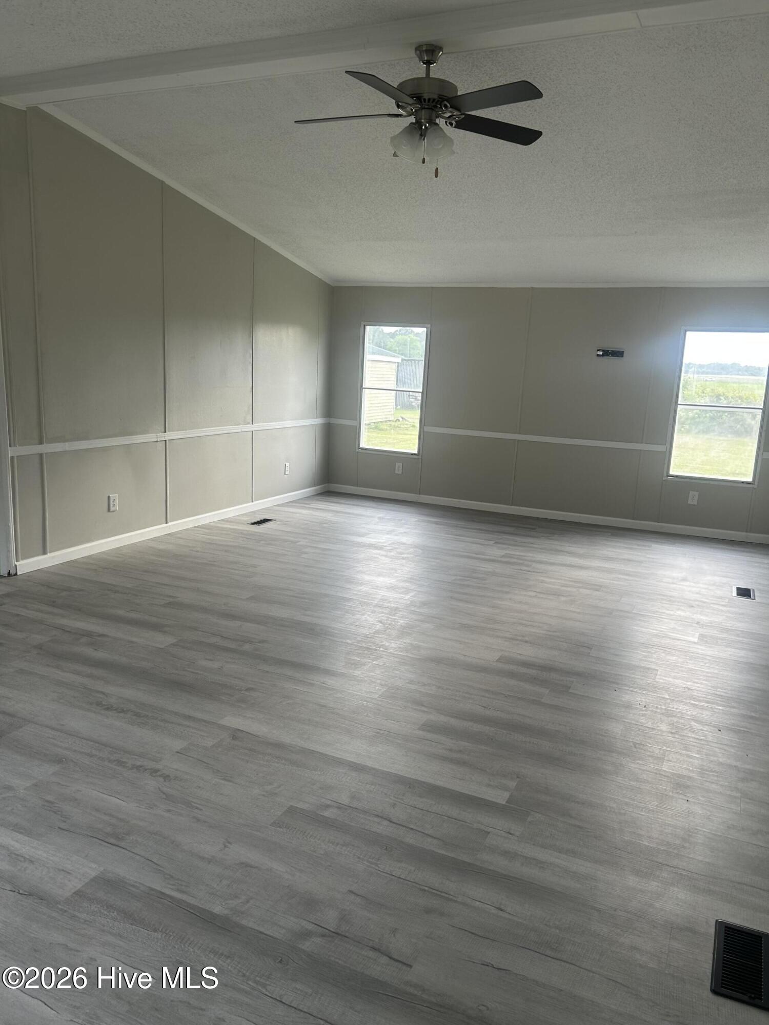 1490 Cobblestone Drive Property Photo 9