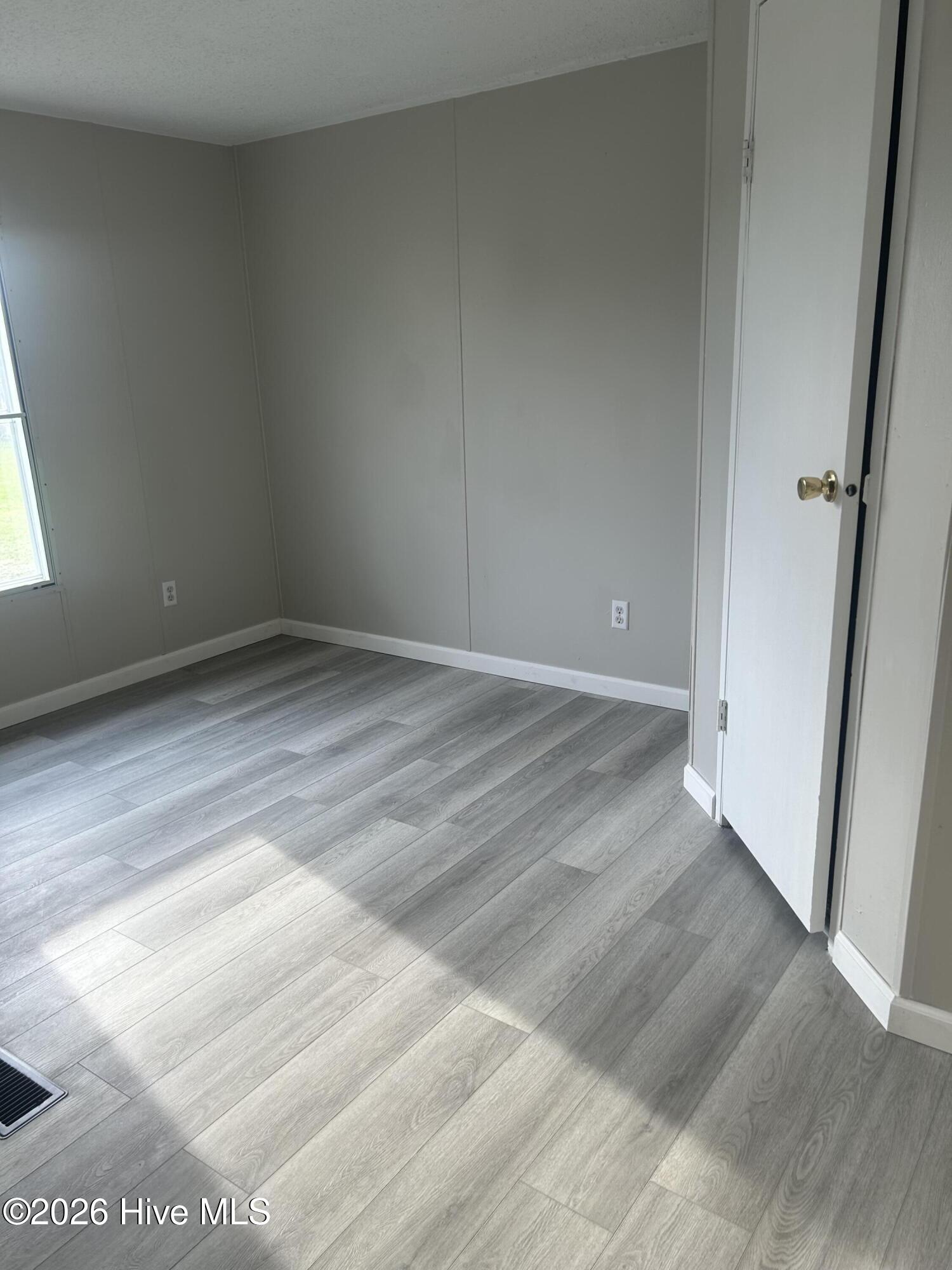 1490 Cobblestone Drive Property Photo 10
