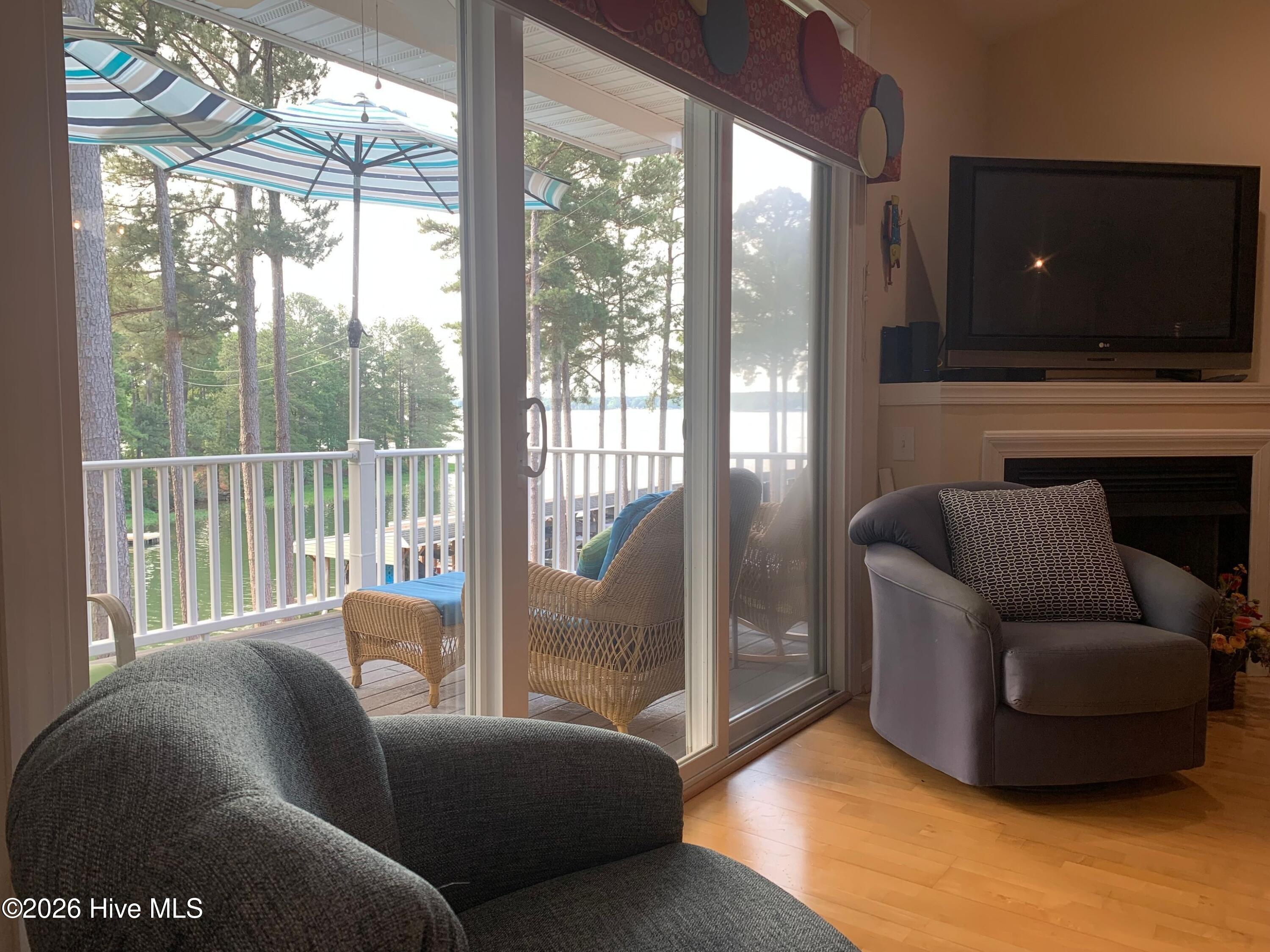 156 Sandy Cove Drive # 83 Property Photo 10