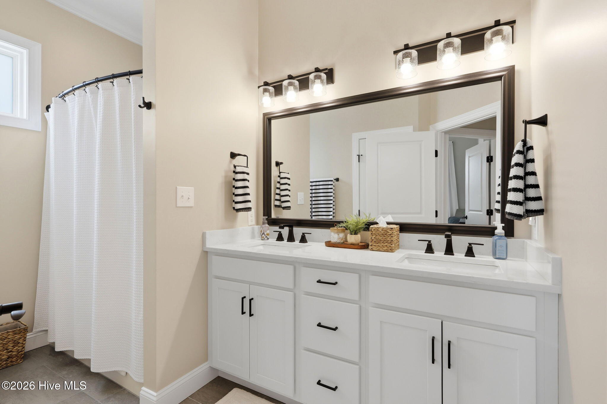 135 Gallants Point Road Property Photo 34