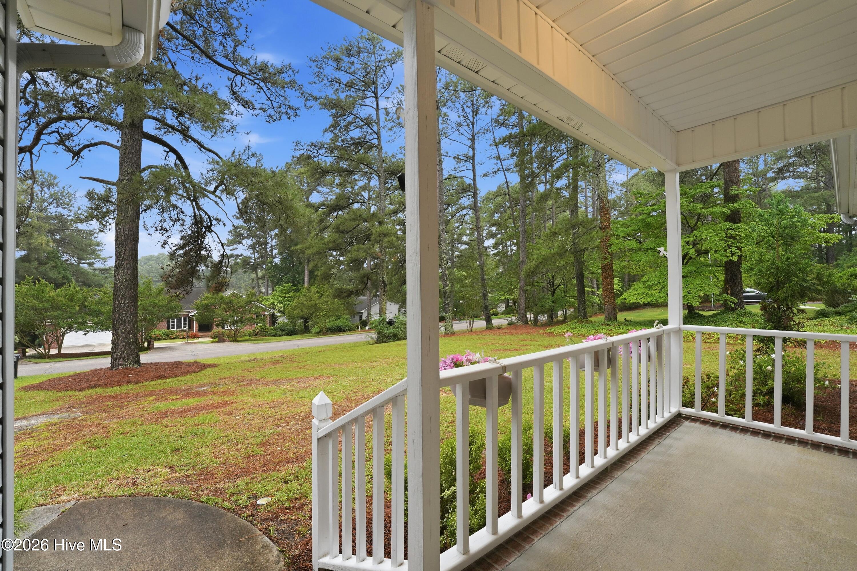 17 Shadow Lane Property Photo 29