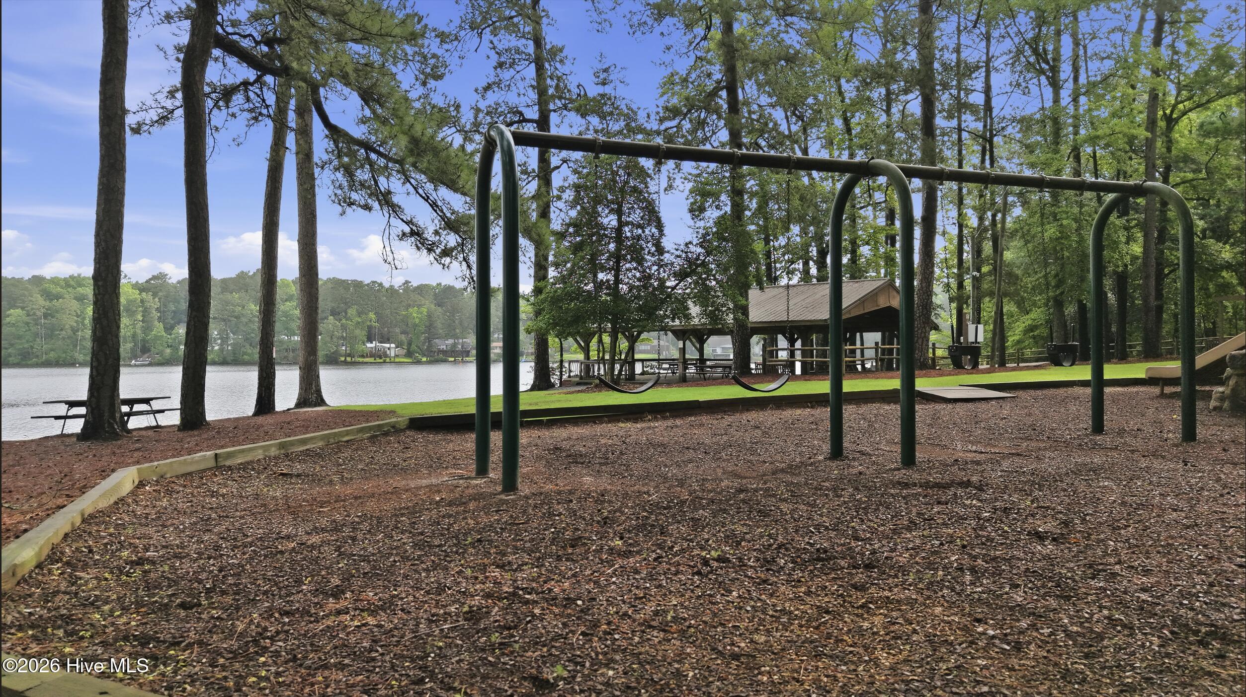17 Shadow Lane Property Photo 38
