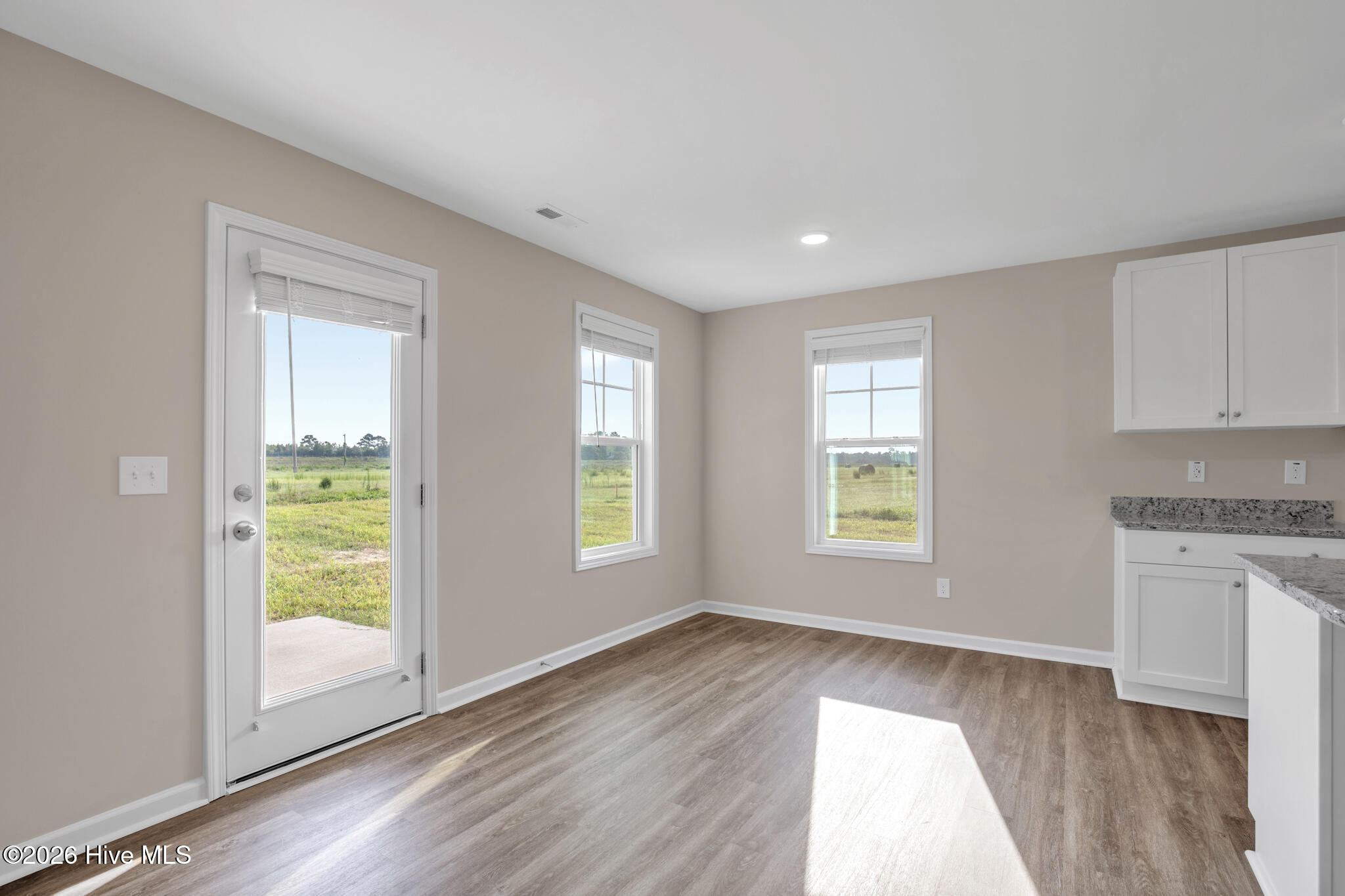 94 Coachman Lane Property Photo 12
