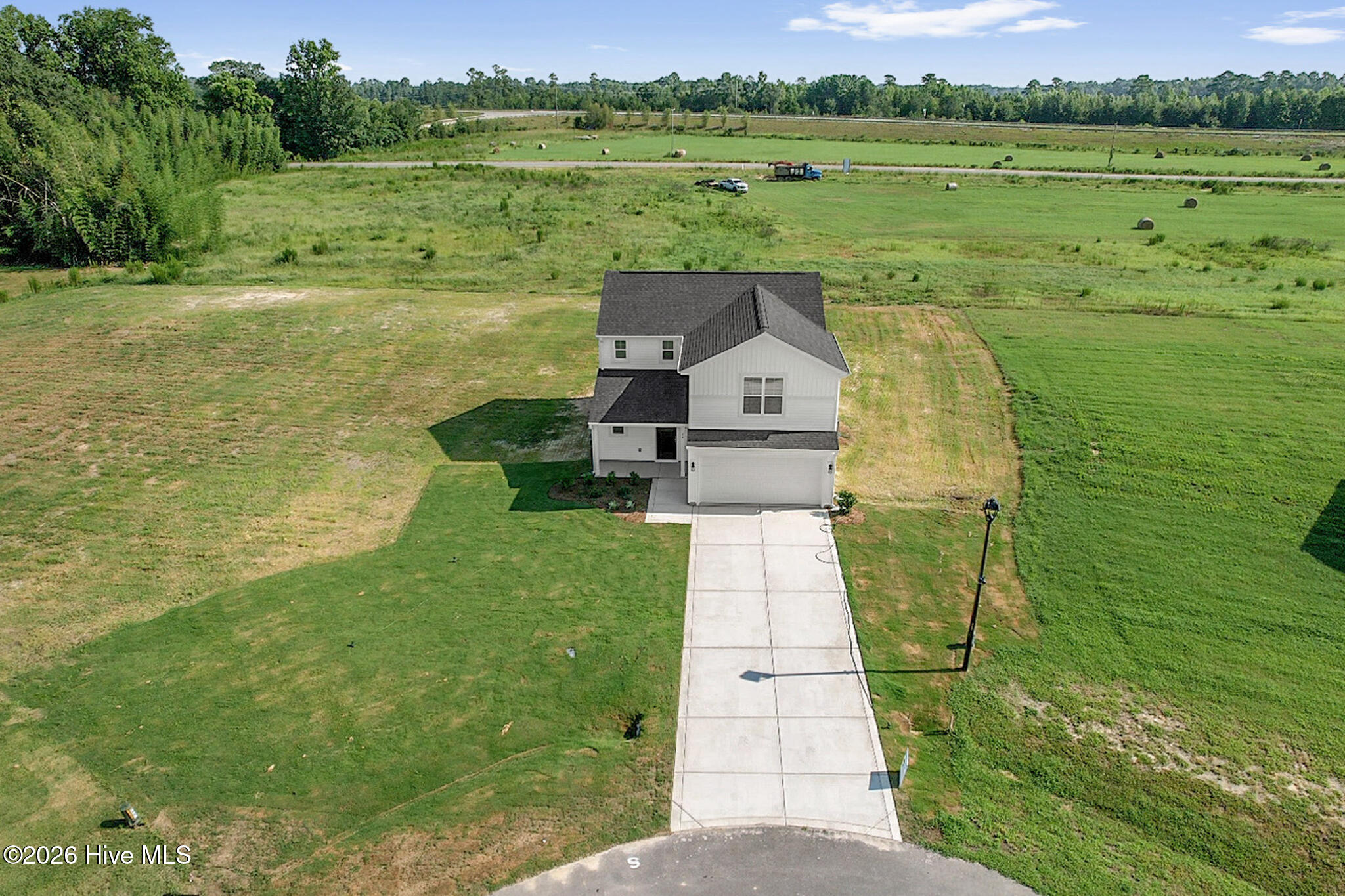 94 Coachman Lane Property Photo 45