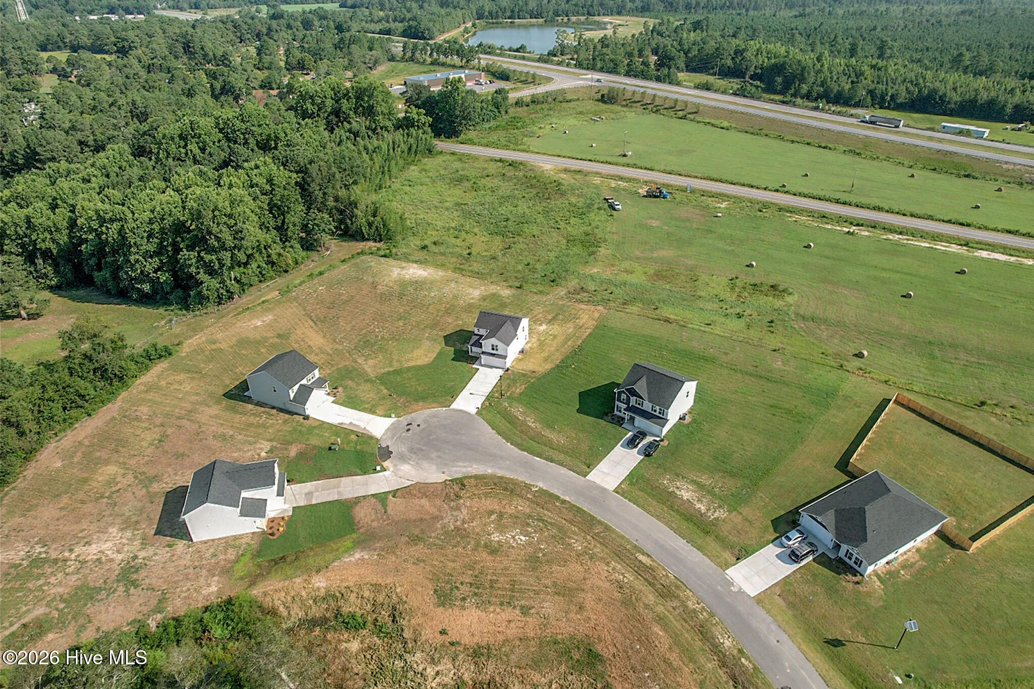 94 Coachman Lane Property Photo 47