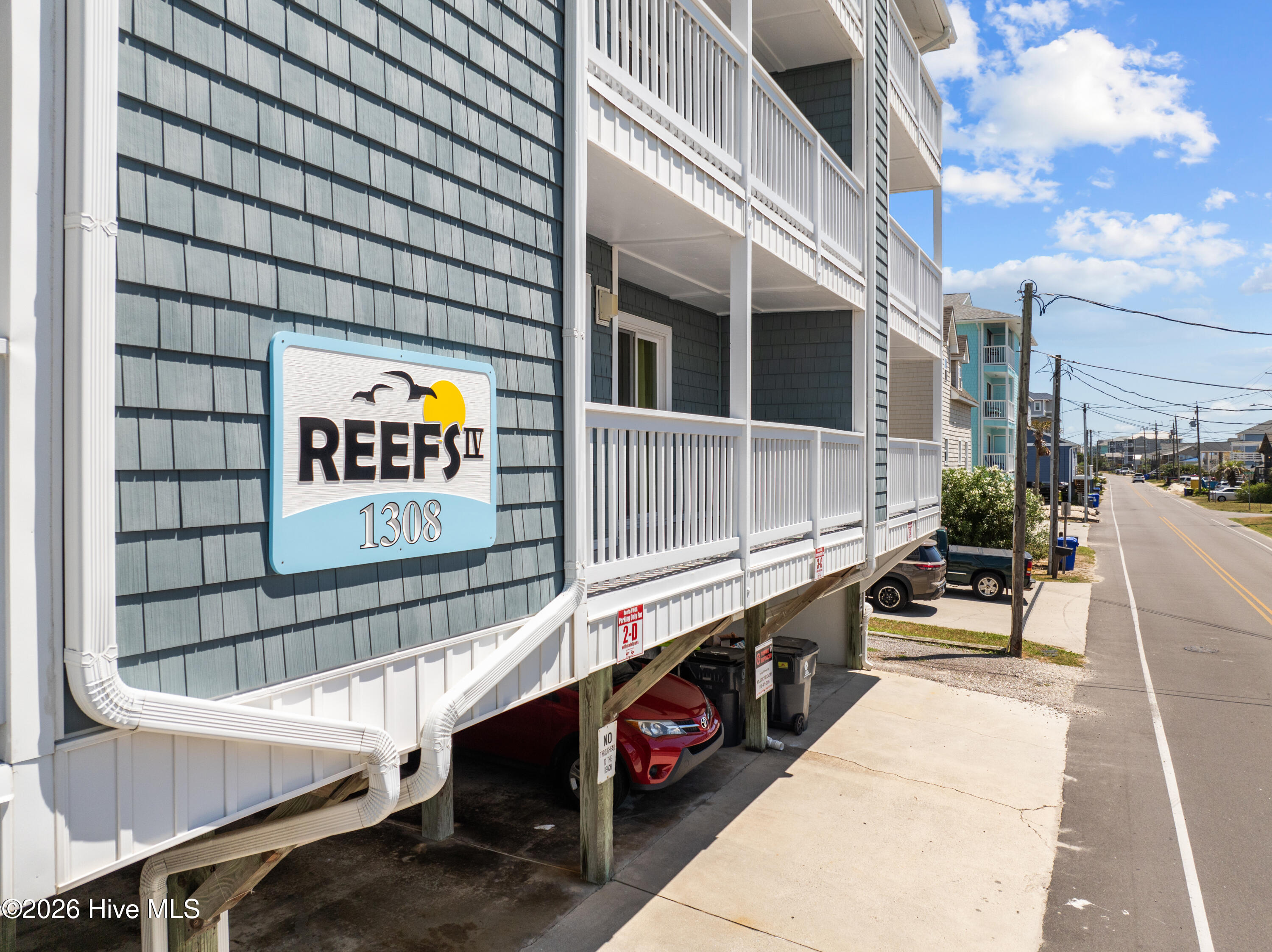 1308 Carolina Beach Avenue N Apt 2c Property Photo 3