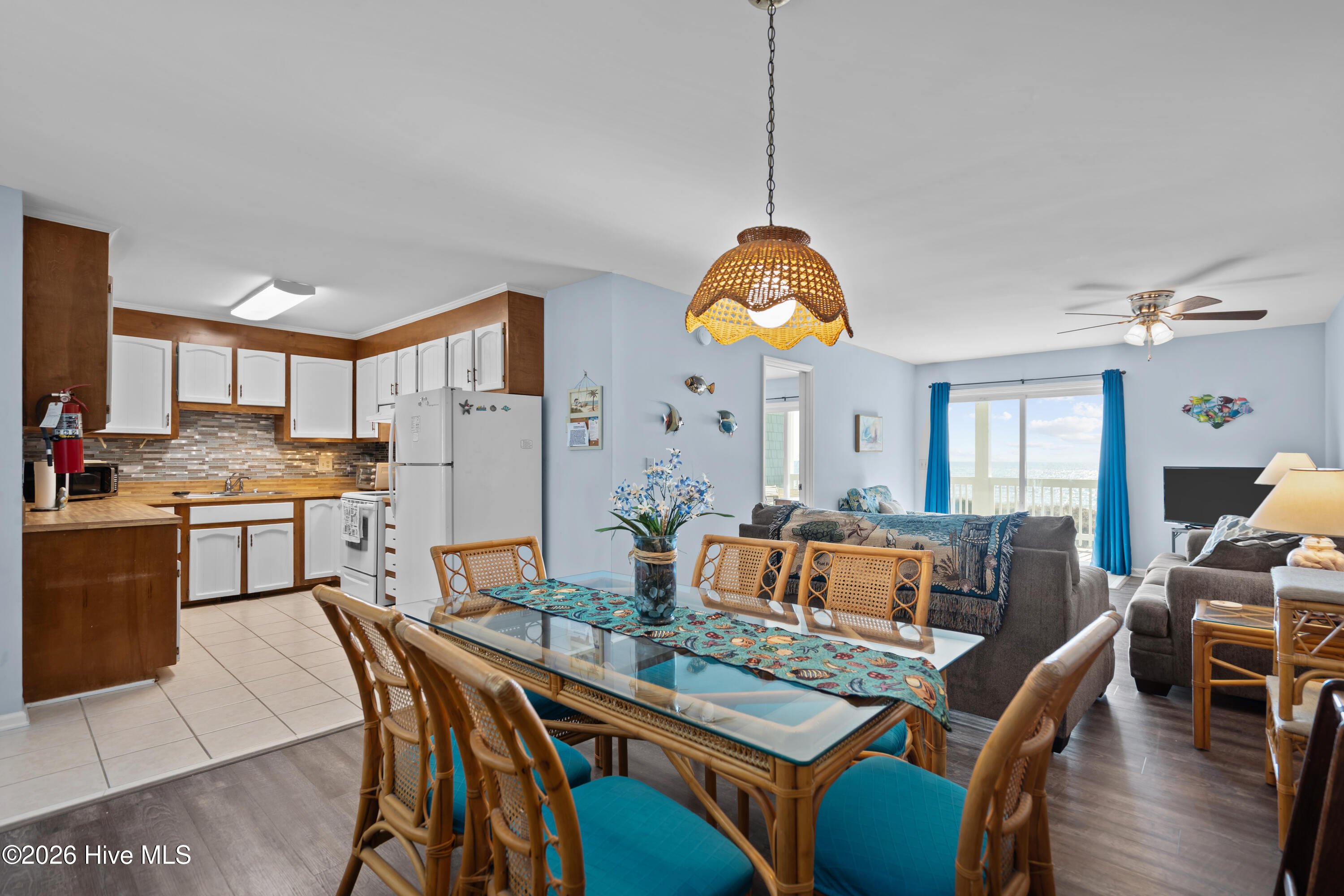 1308 Carolina Beach Avenue N Apt 2c Property Photo 7