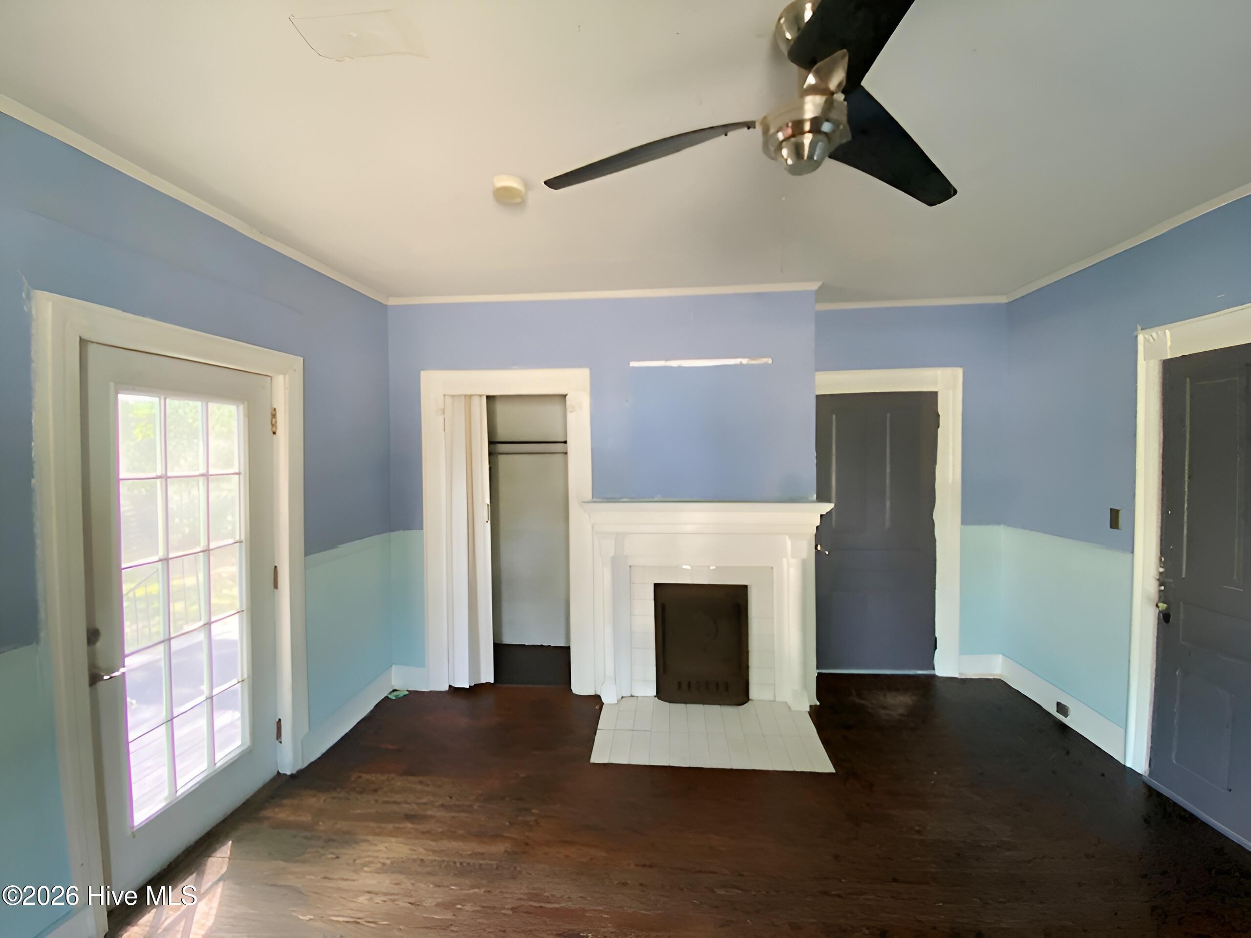 301 S Wilson Street Property Photo 38