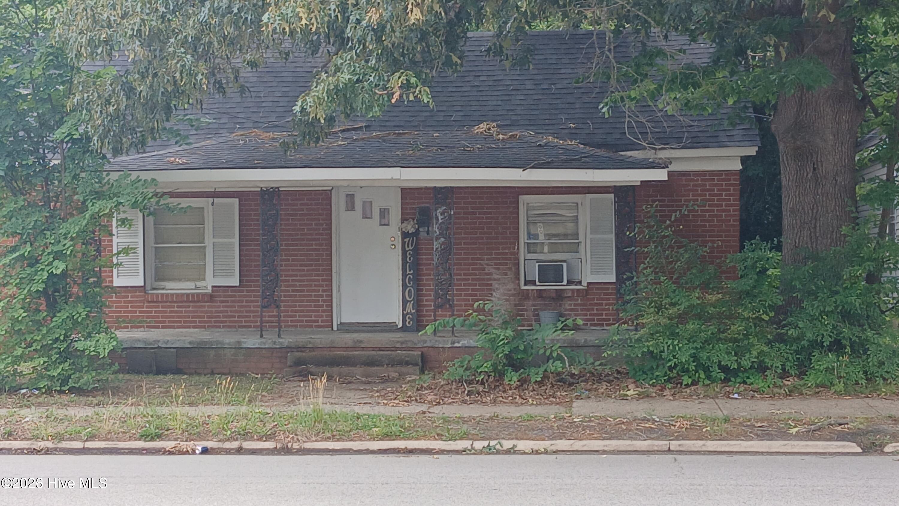 1103 W Thomas Street Property Photo 1