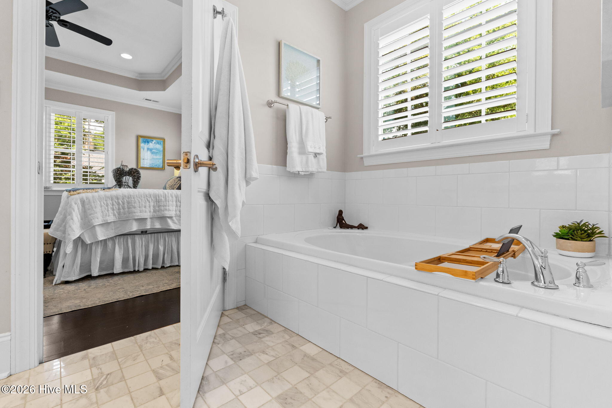 927 Green Pointe Drive Property Photo 27