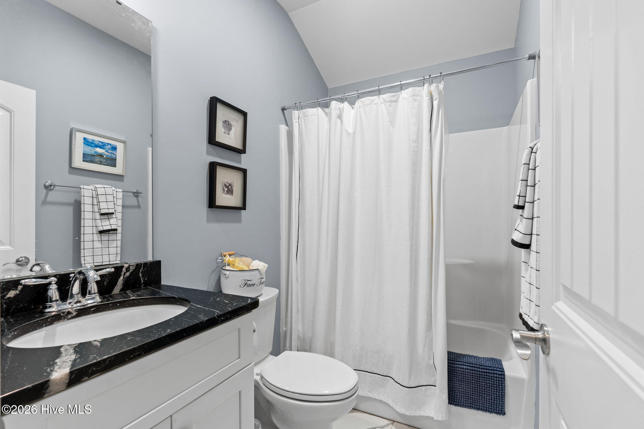 927 Green Pointe Drive Property Photo 45