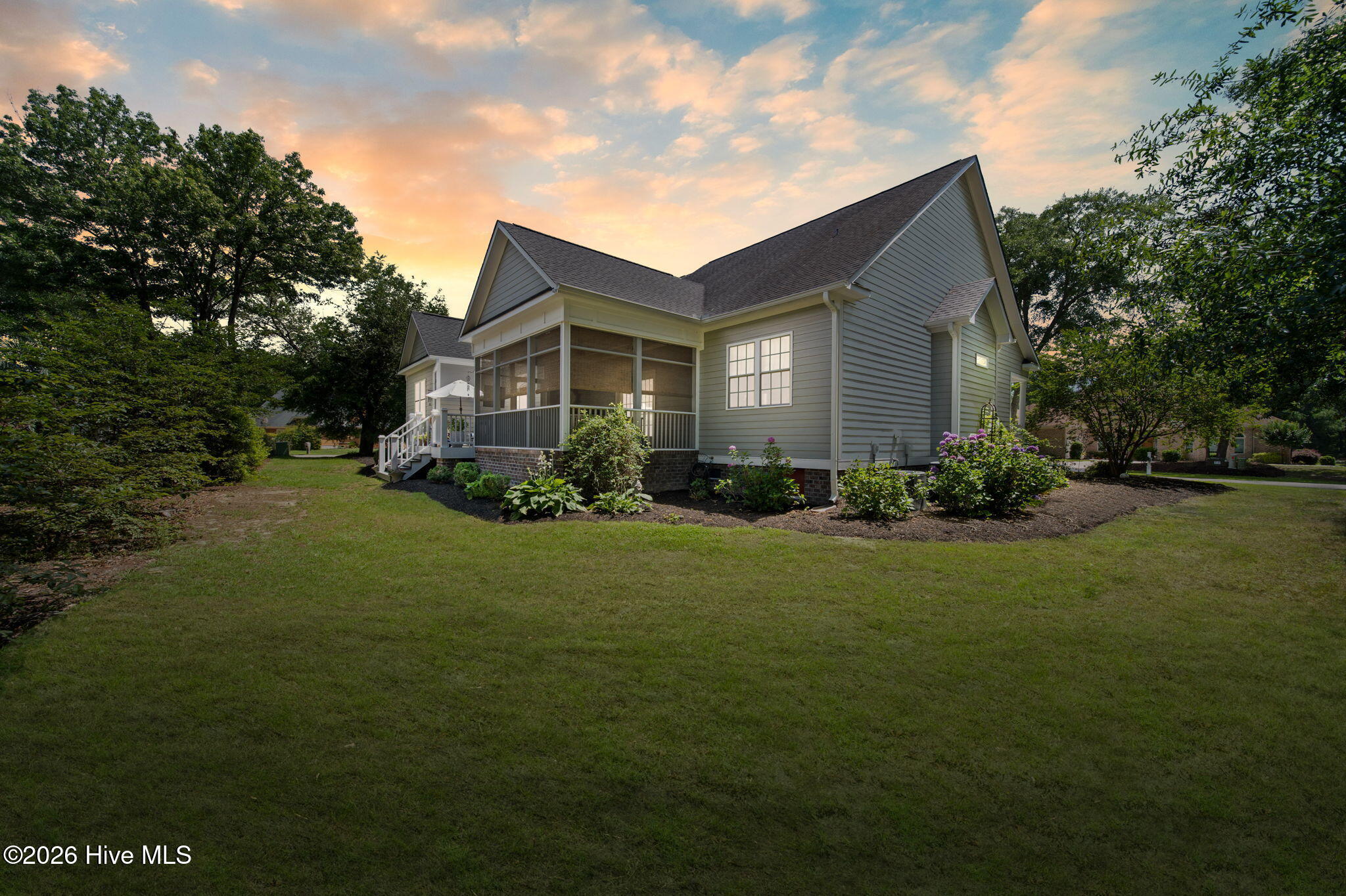 927 Green Pointe Drive Property Photo 55