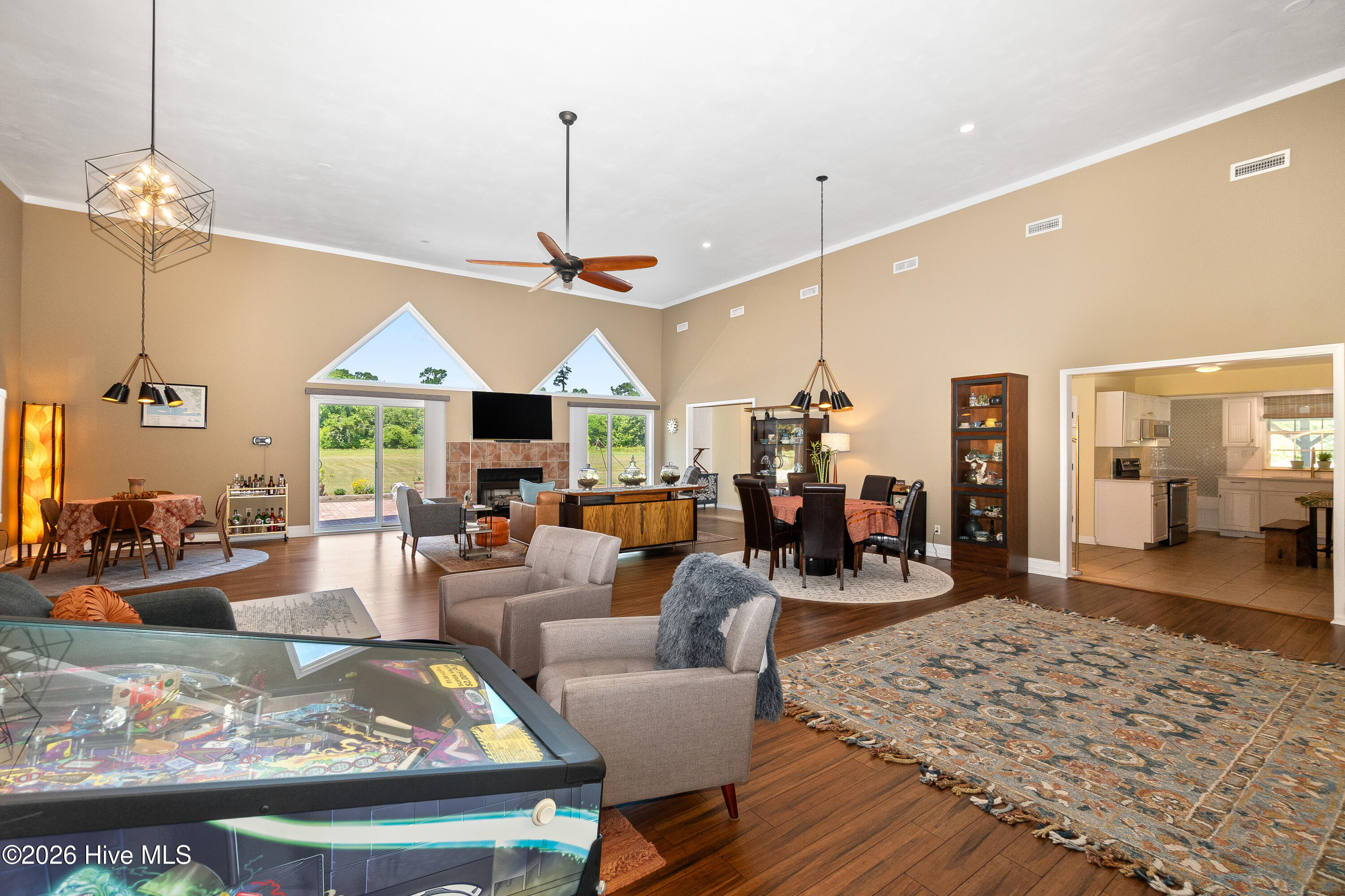 158 Blue Heron Boulevard Property Photo 6