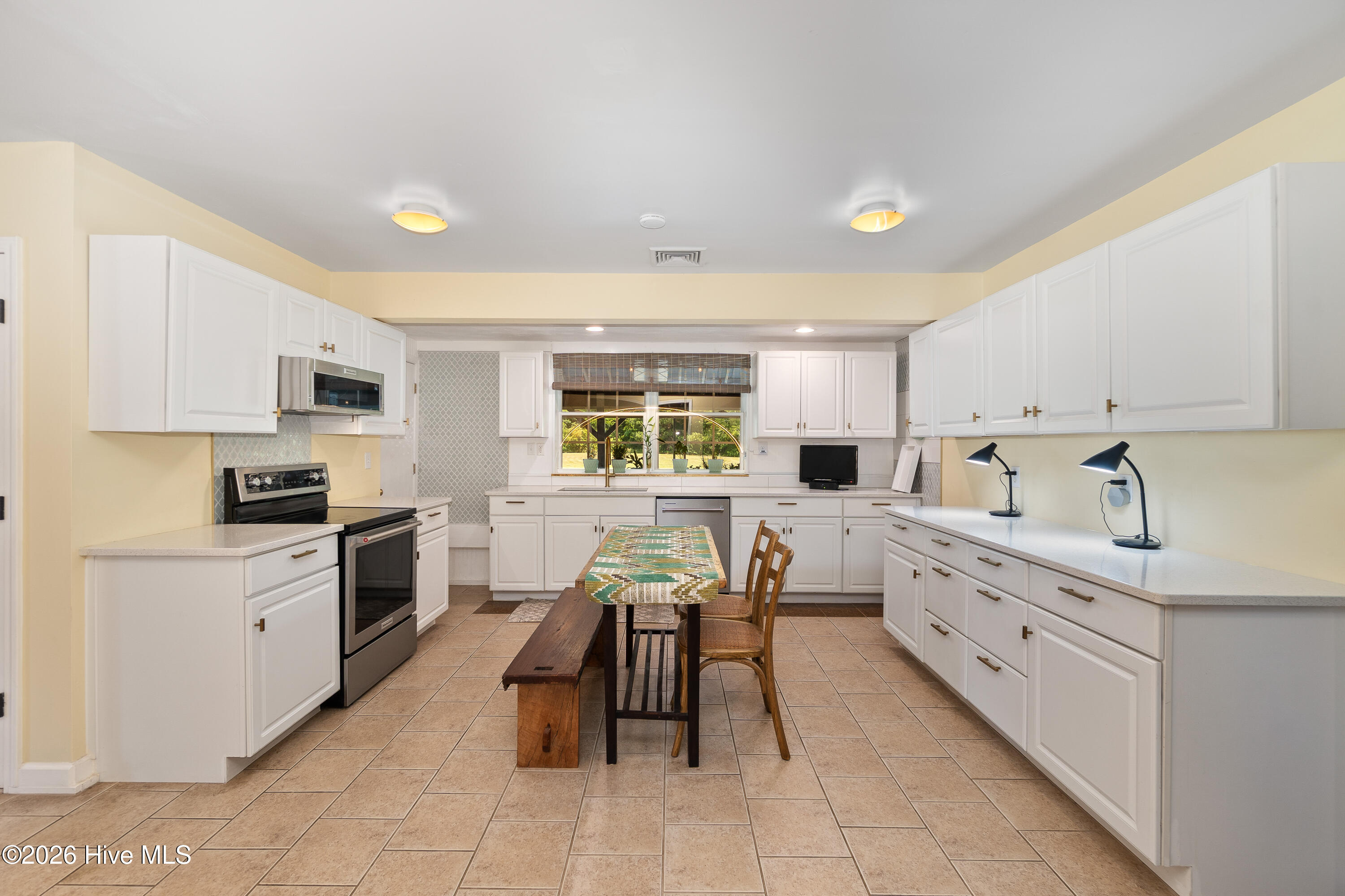 158 Blue Heron Boulevard Property Photo 17