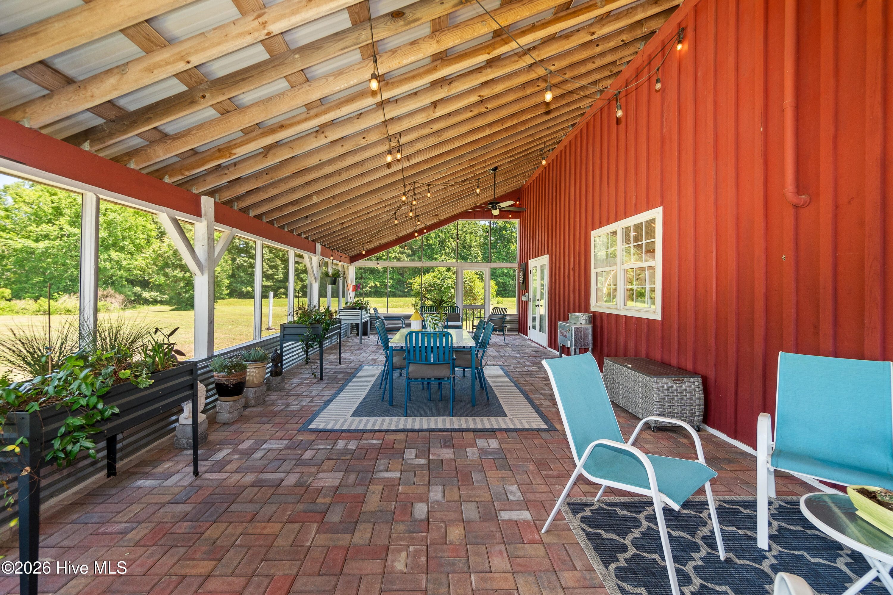 158 Blue Heron Boulevard Property Photo 27