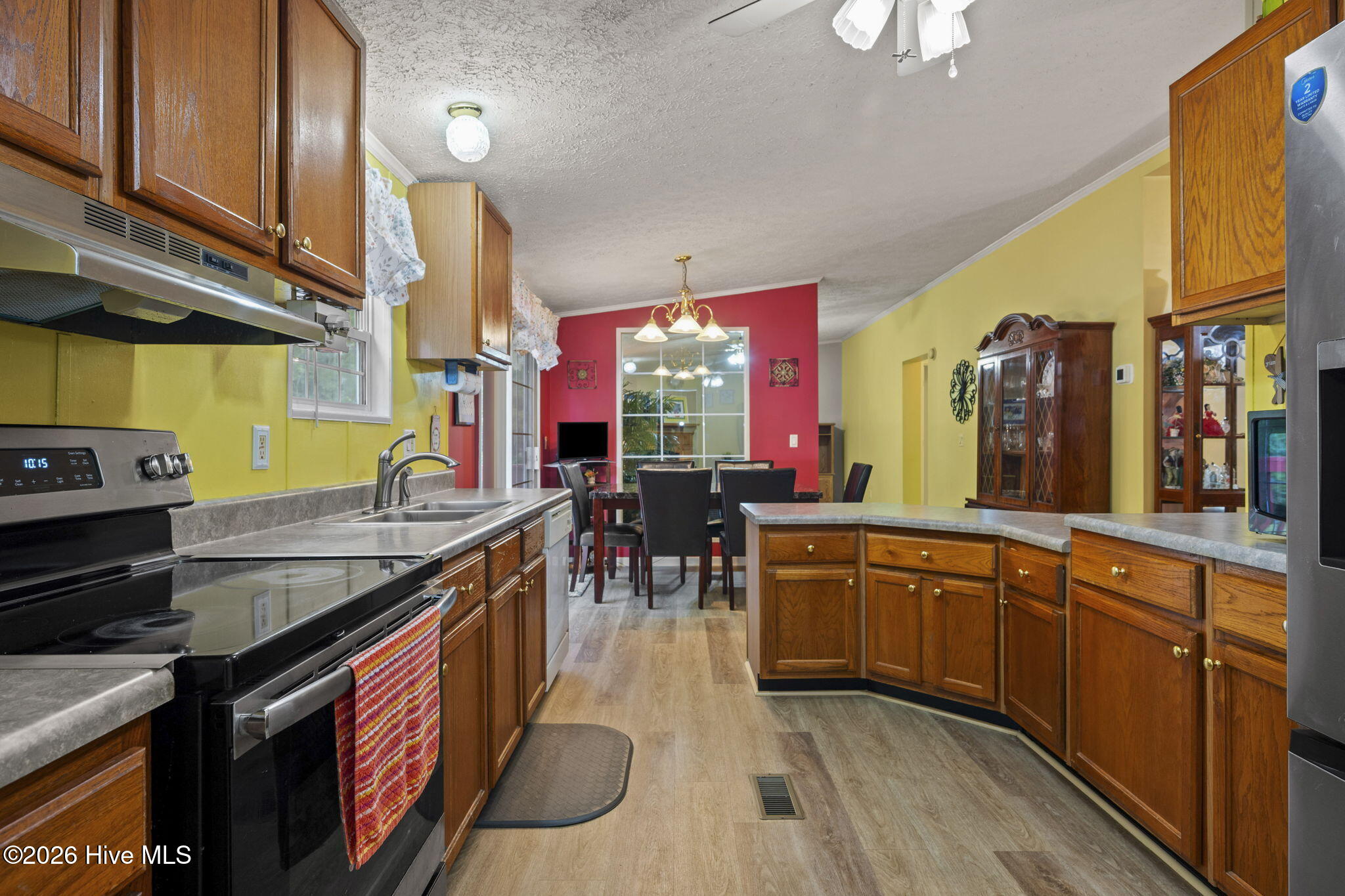 310 Macdonald Boulevard Property Photo 16