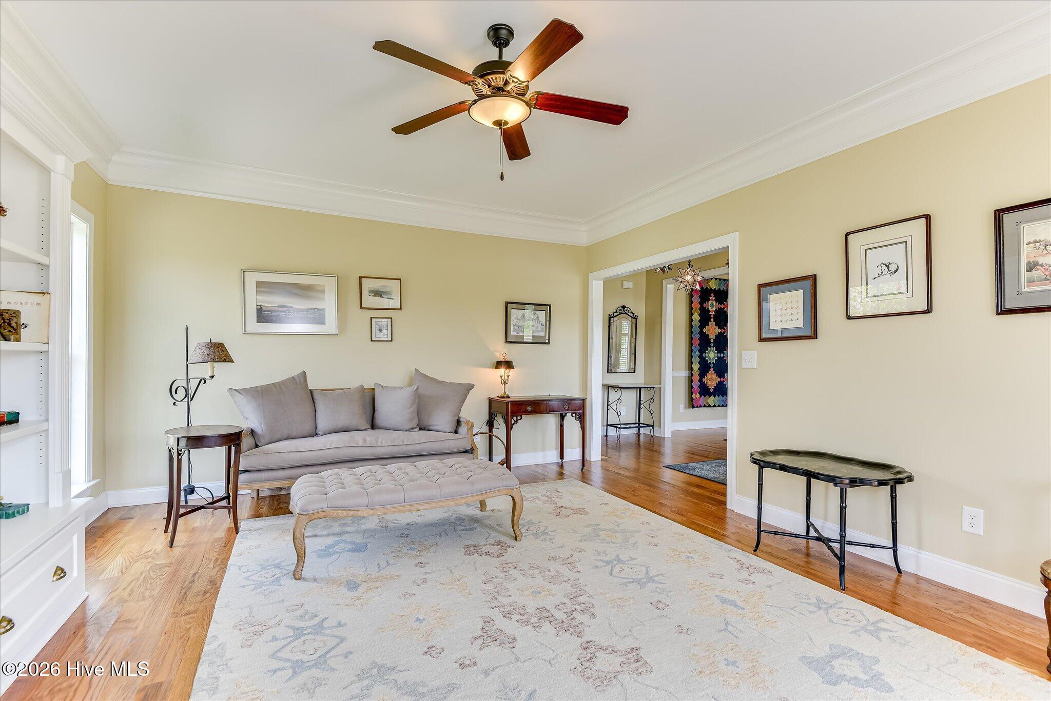 222 Devereux Drive Property Photo 14