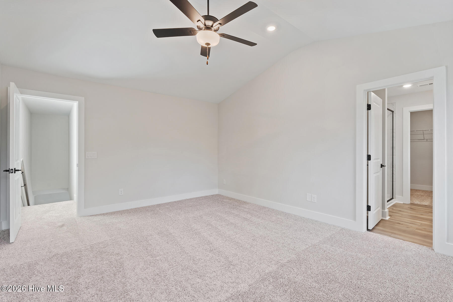 175 Commons View Drive Property Photo 11