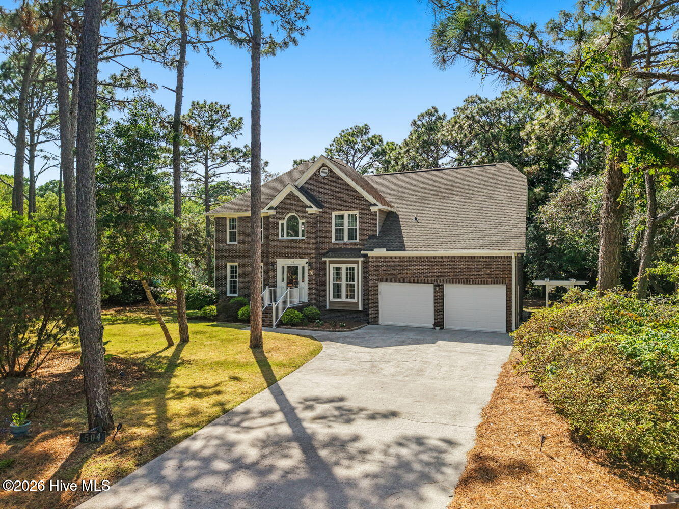 504 Periwinkle Way Property Photo 1